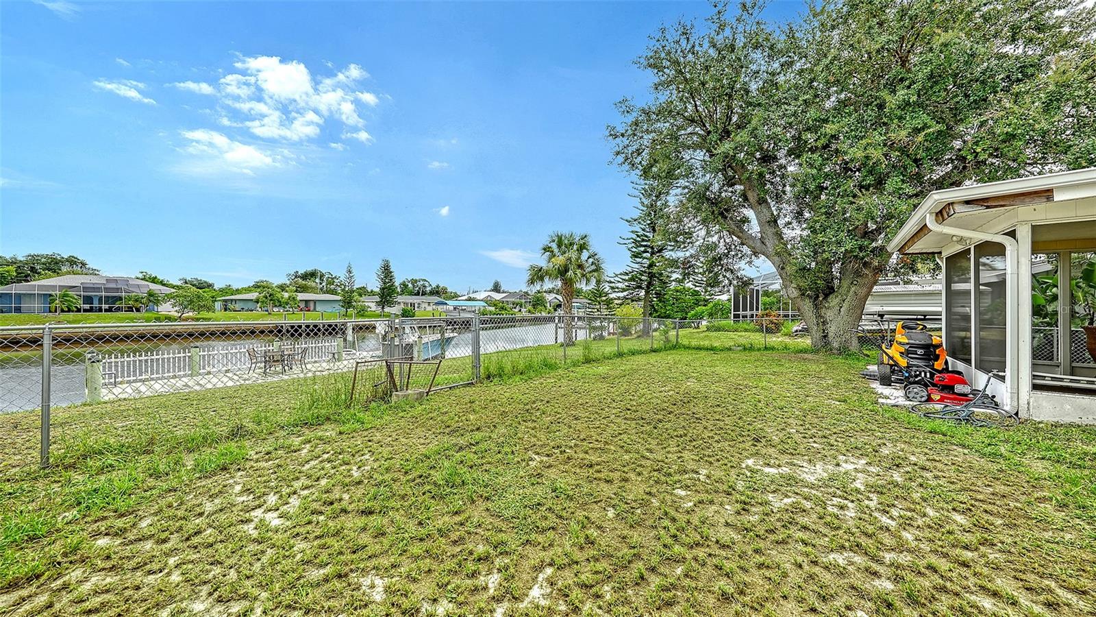 481 W Tarpon Blvd Nw Property Photo 34