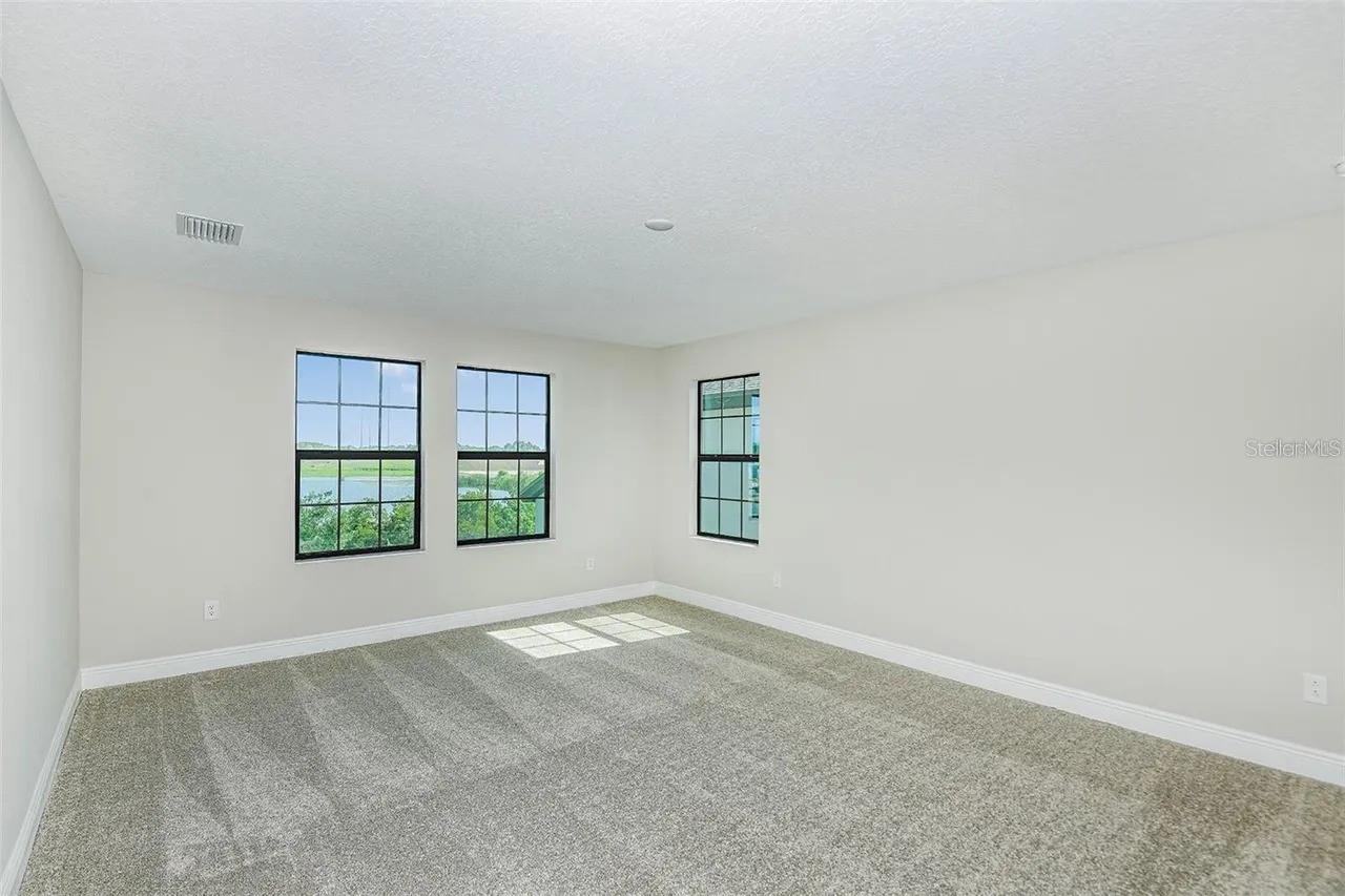 12736 Bergstrom Bay Dr Property Photo 8