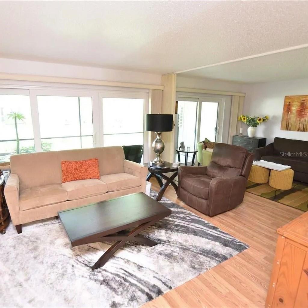 4626 Ringwood Mdw #25 Property Photo 8