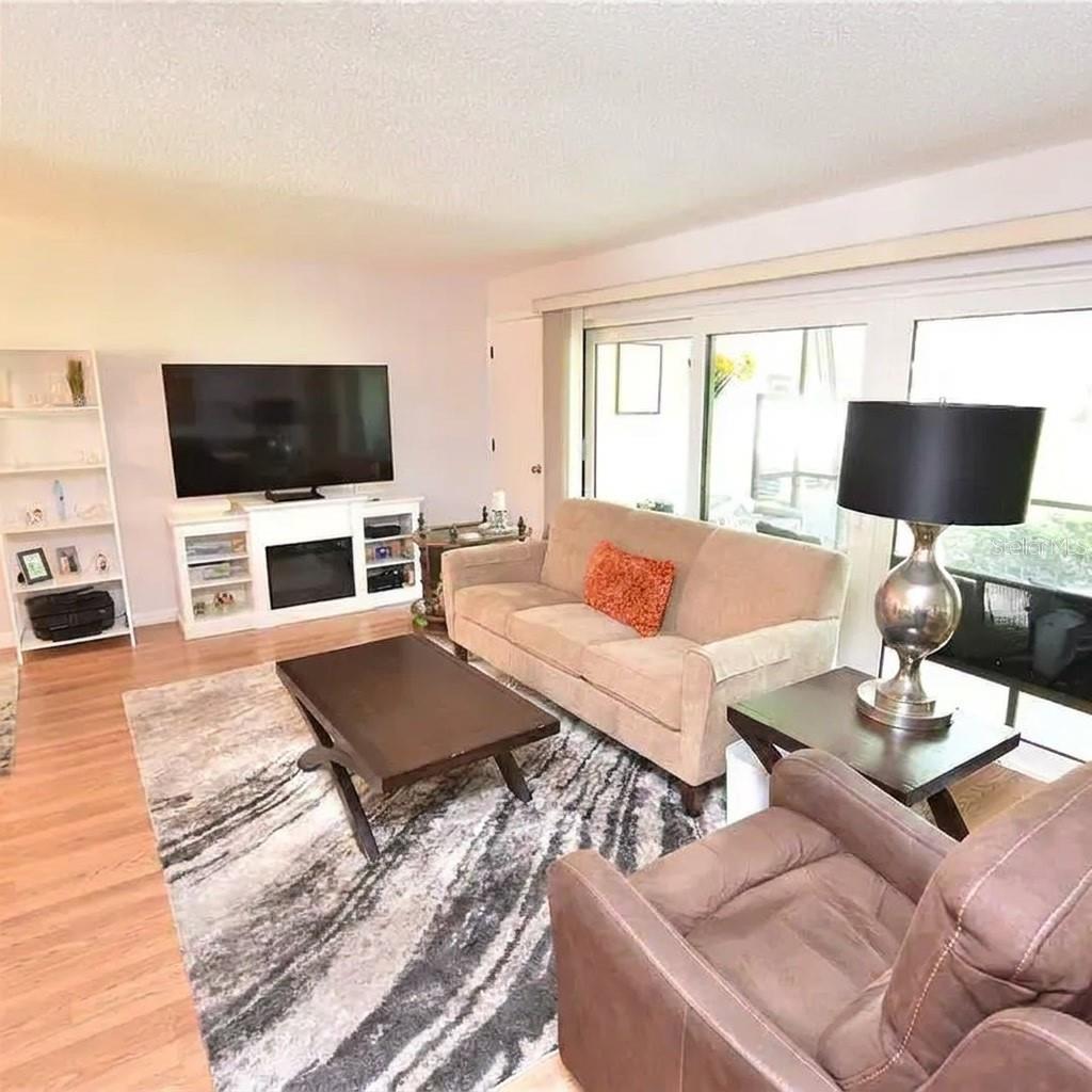 4626 Ringwood Mdw #25 Property Photo 9