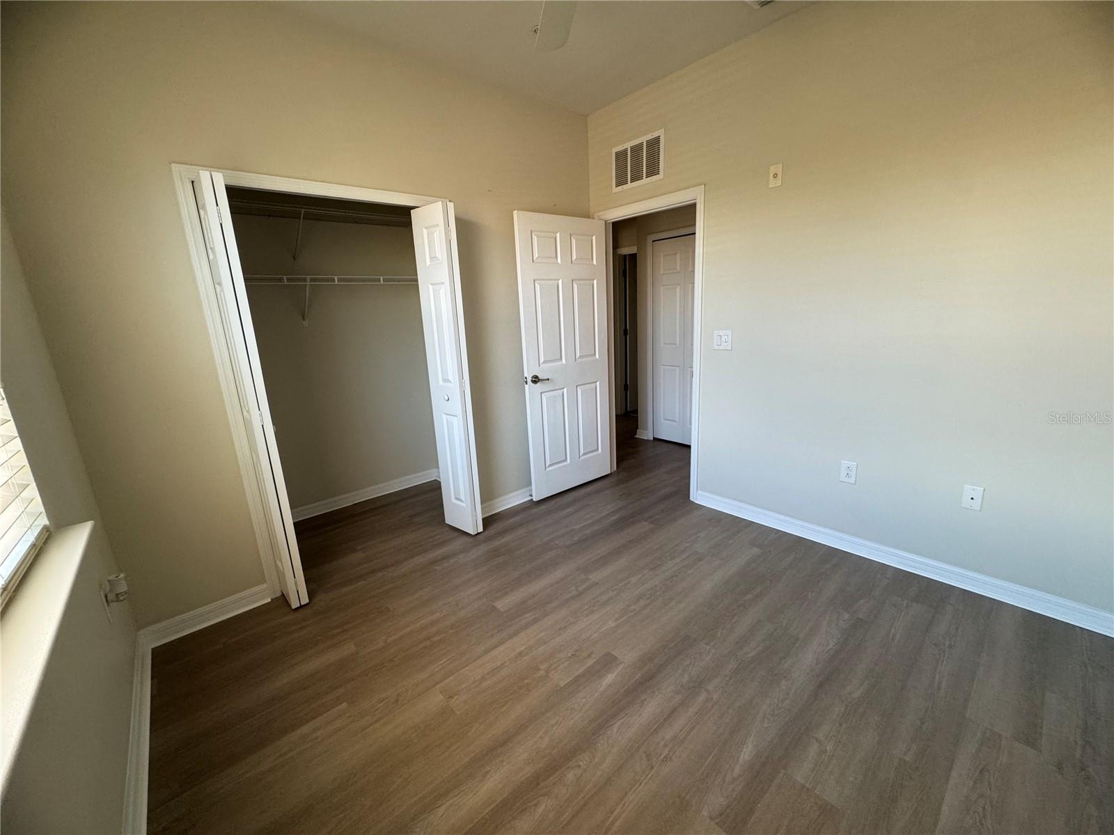 5467 Soapstone Pl #203 Property Photo 12