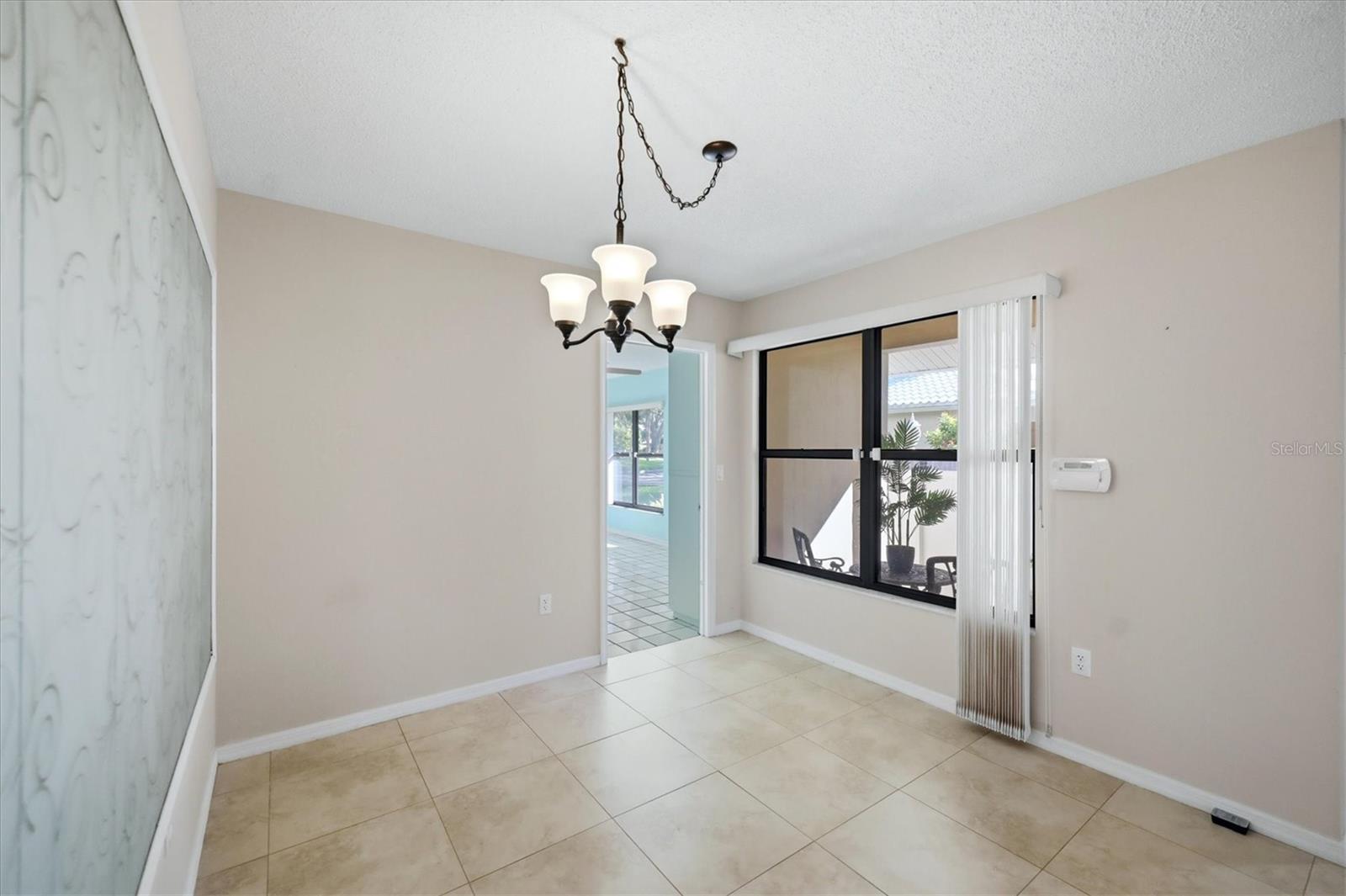 214 Southampton Dr #327 Property Photo 7