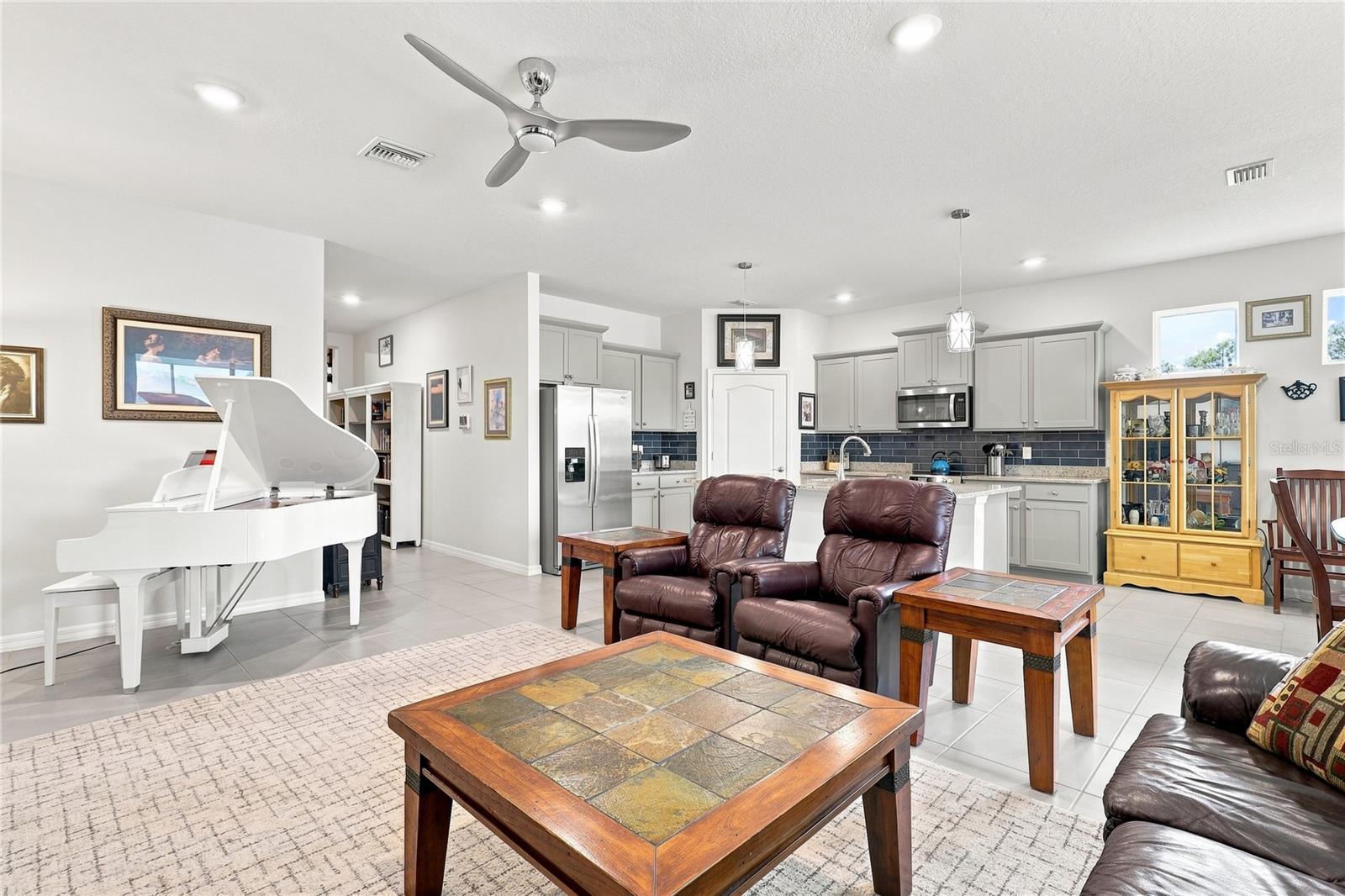 5711 Oak Bridge Ct Property Photo 9