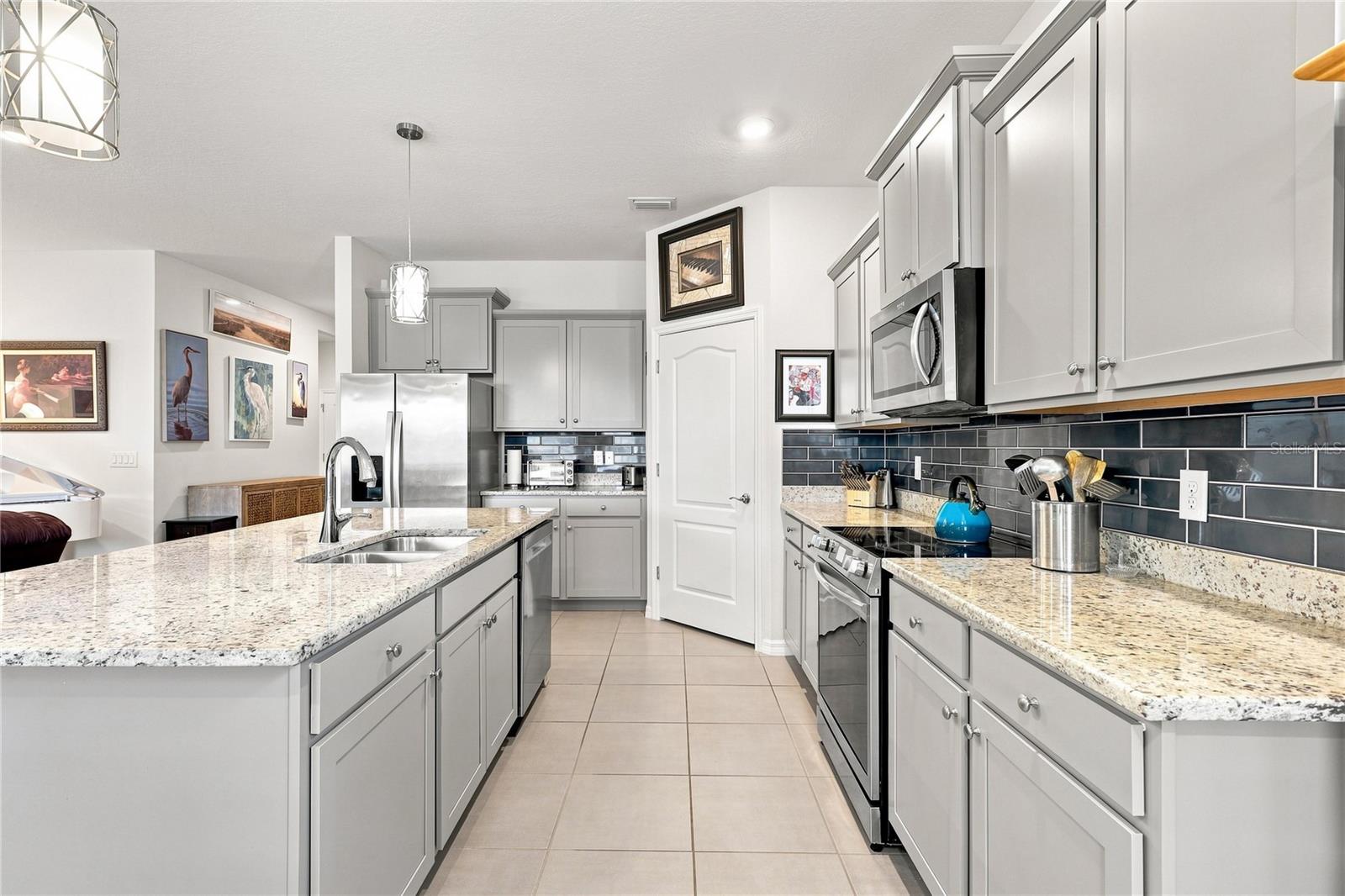 5711 Oak Bridge Ct Property Photo 11