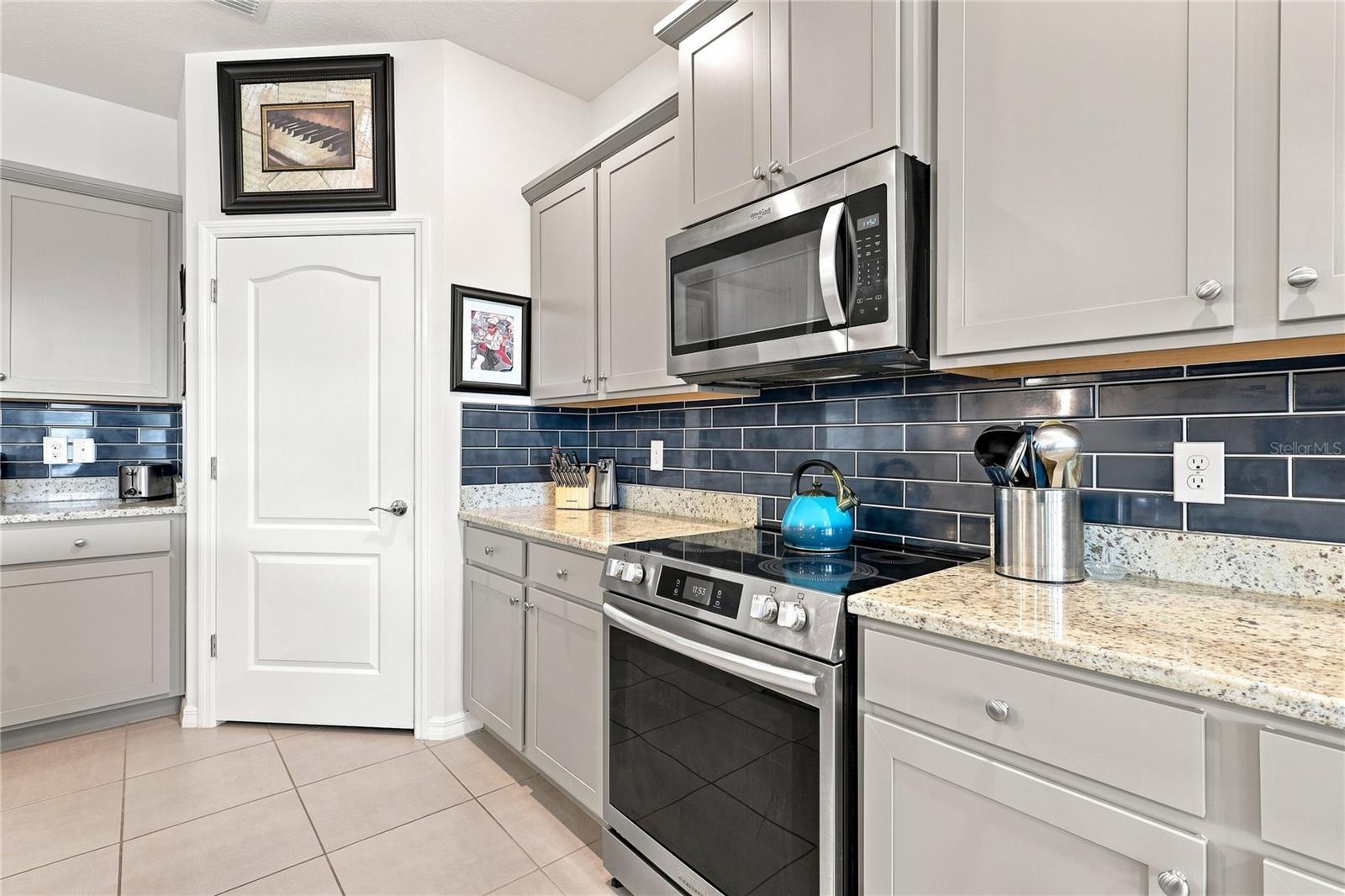 5711 Oak Bridge Ct Property Photo 12