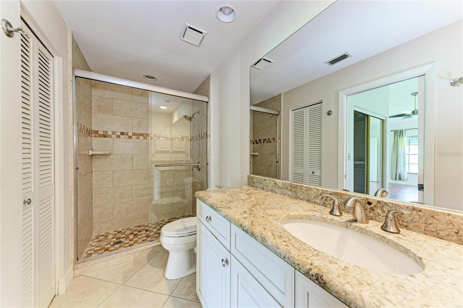 6085 Clubside Dr Property Photo 31