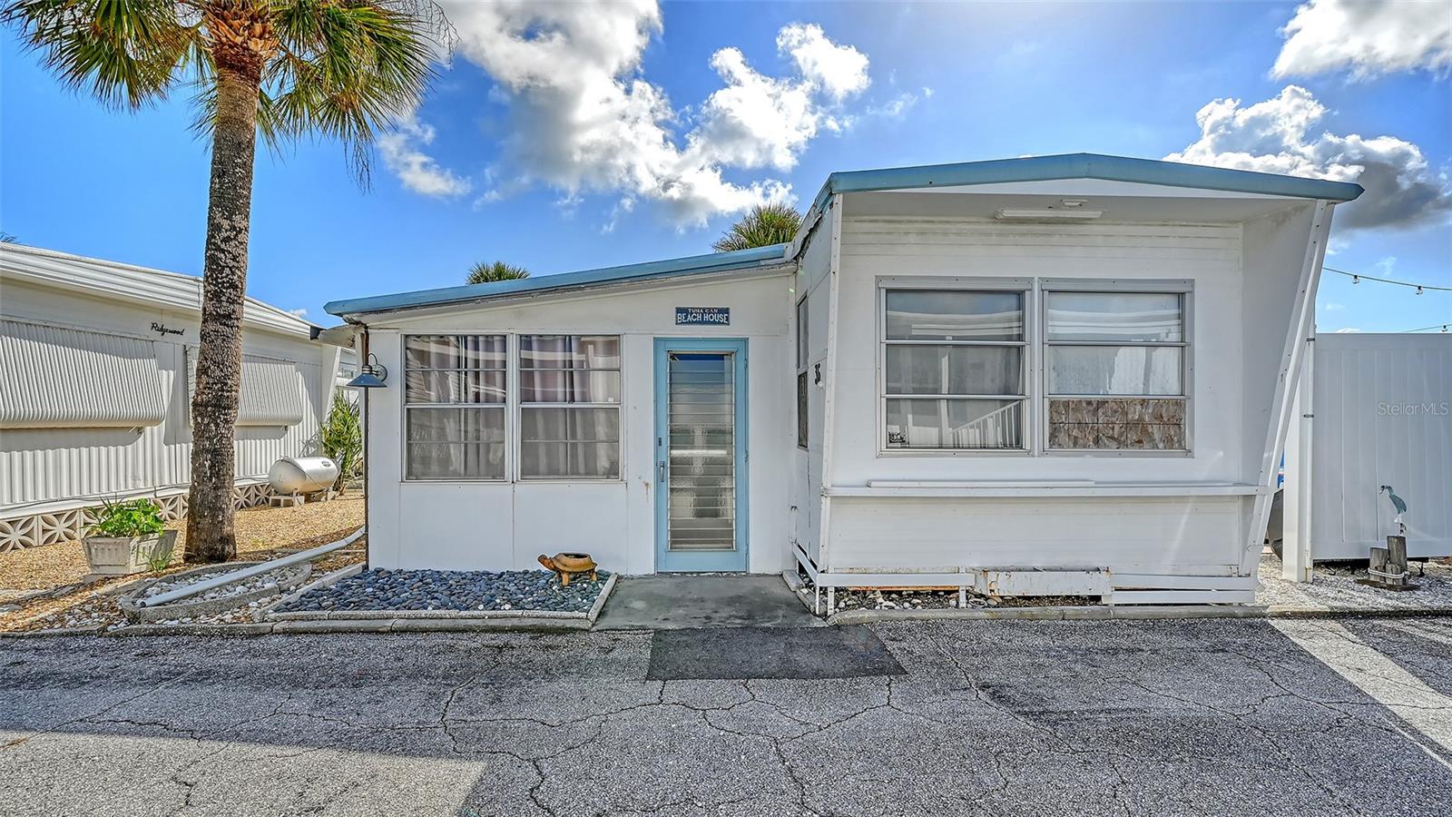 36 Twin Shores Blvd Property Photo 1