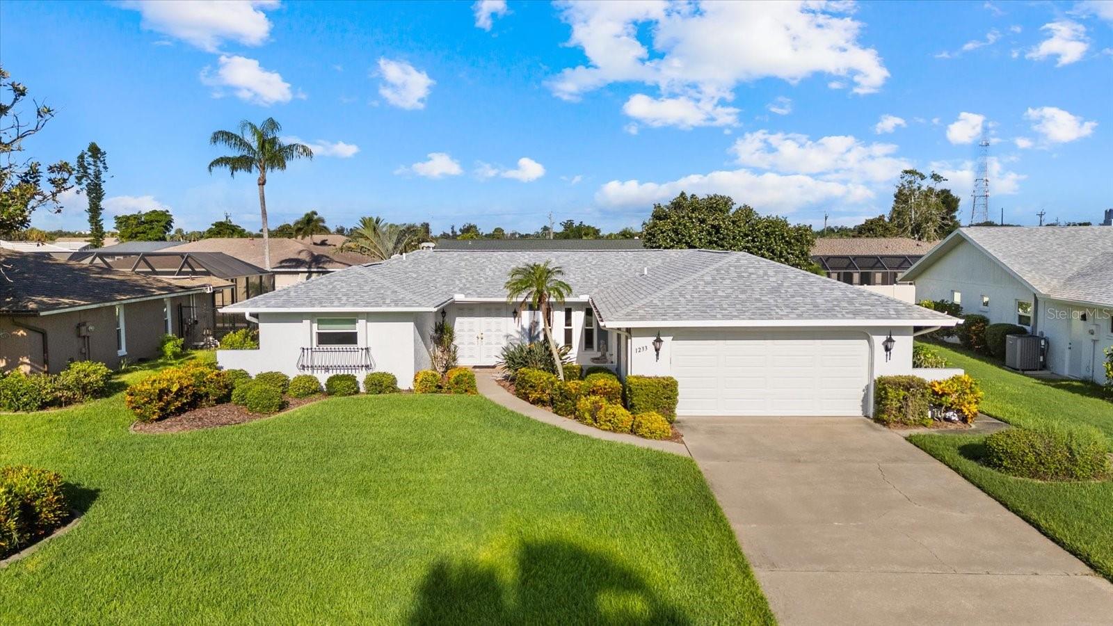 1233 Pinebrook Way Property Photo 1