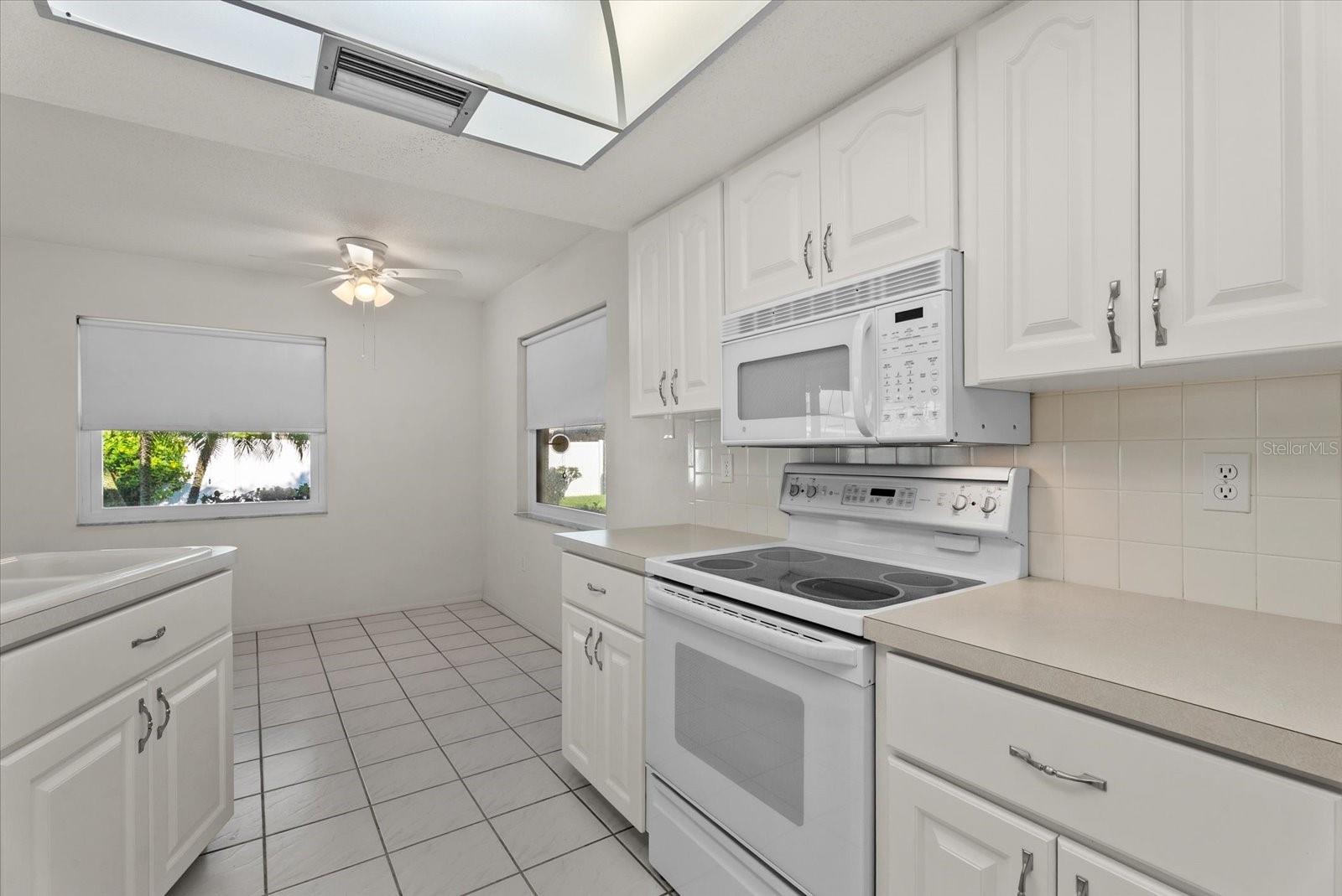 1233 Pinebrook Way Property Photo 15