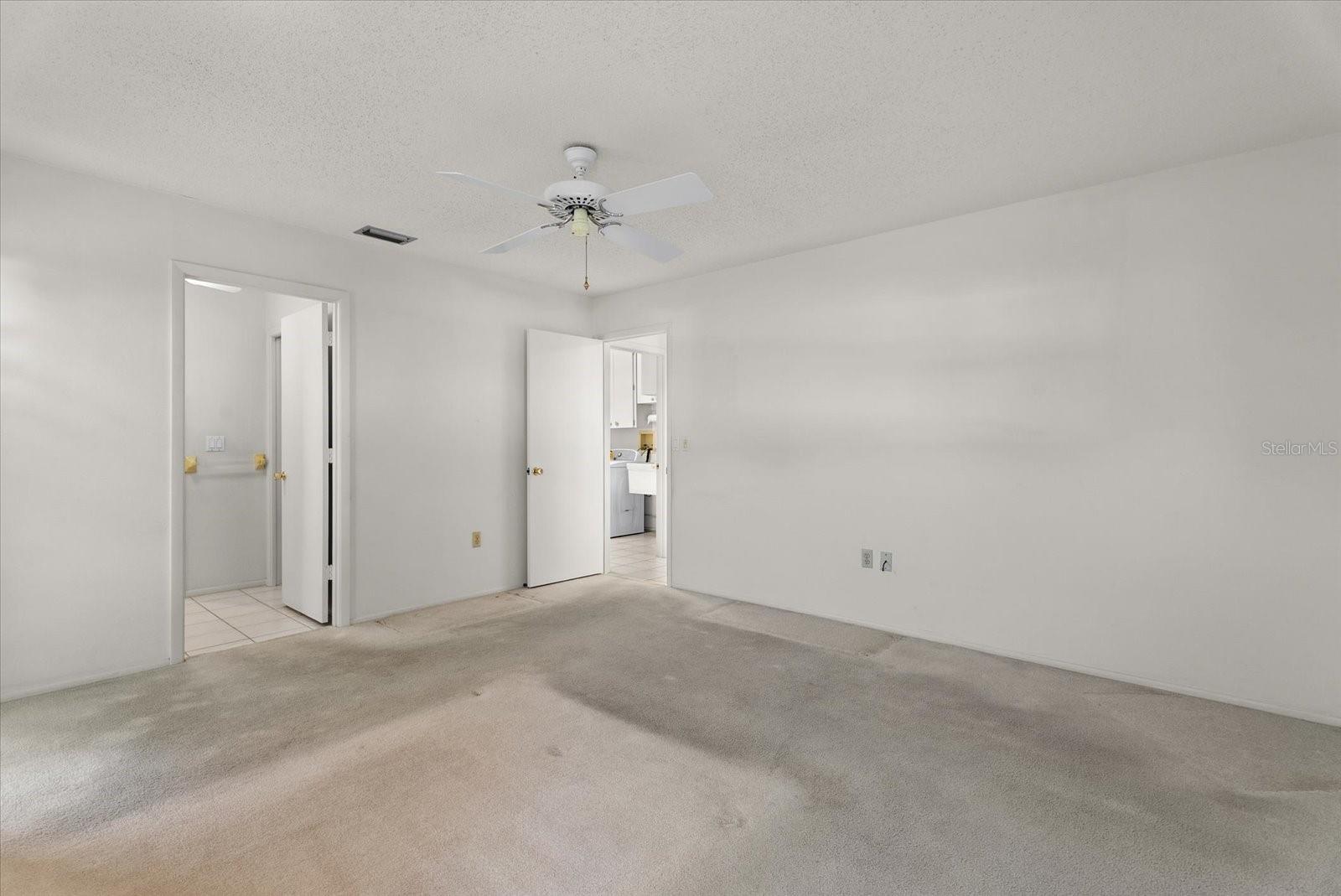 1233 Pinebrook Way Property Photo 16