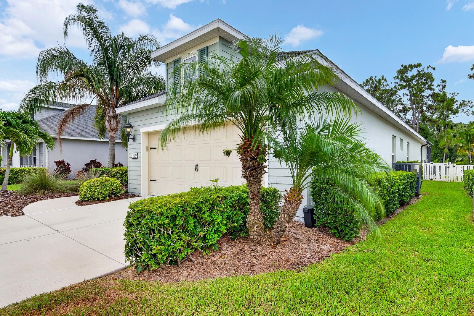 7428 Ridgelake Cir Property Photo 4
