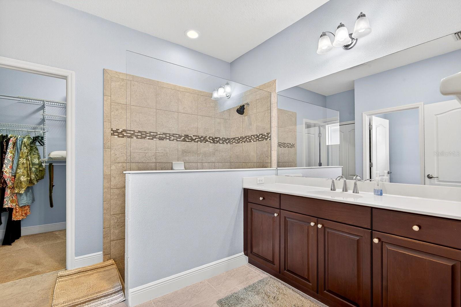 7428 Ridgelake Cir Property Photo 33