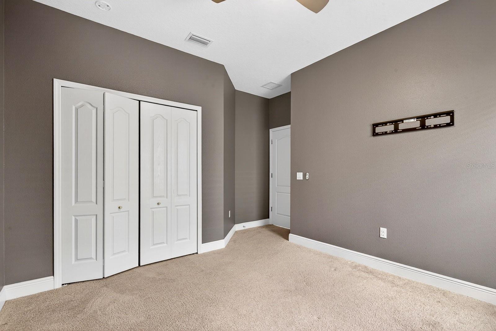 7428 Ridgelake Cir Property Photo 37