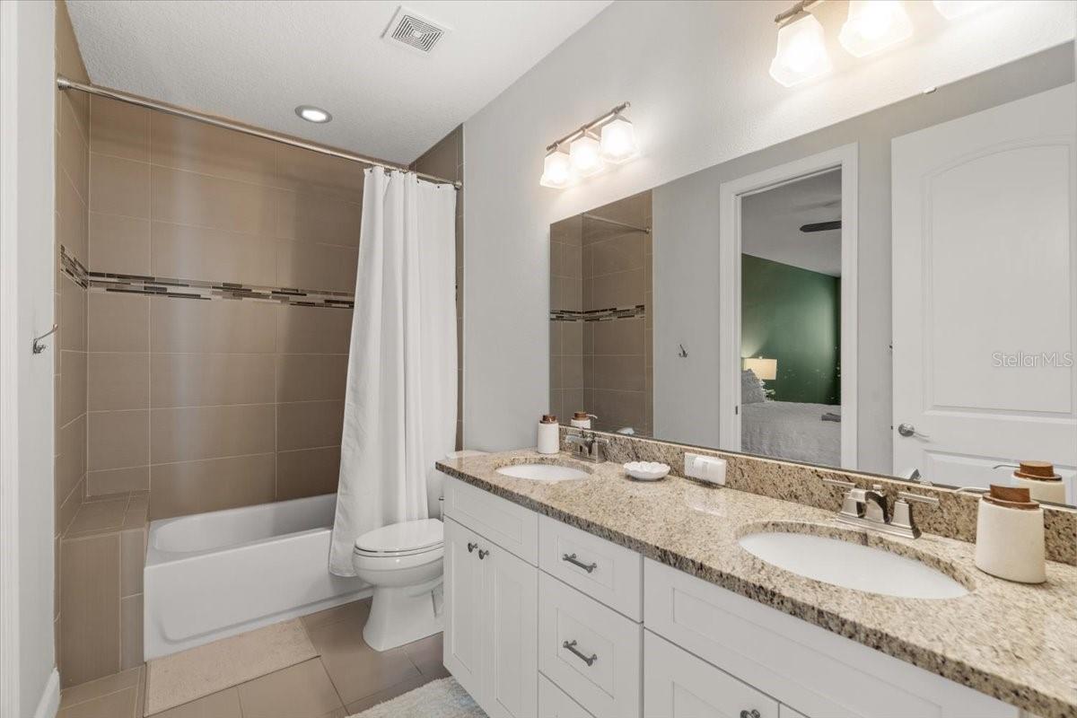 3203 W Santiago St #b Property Photo 32