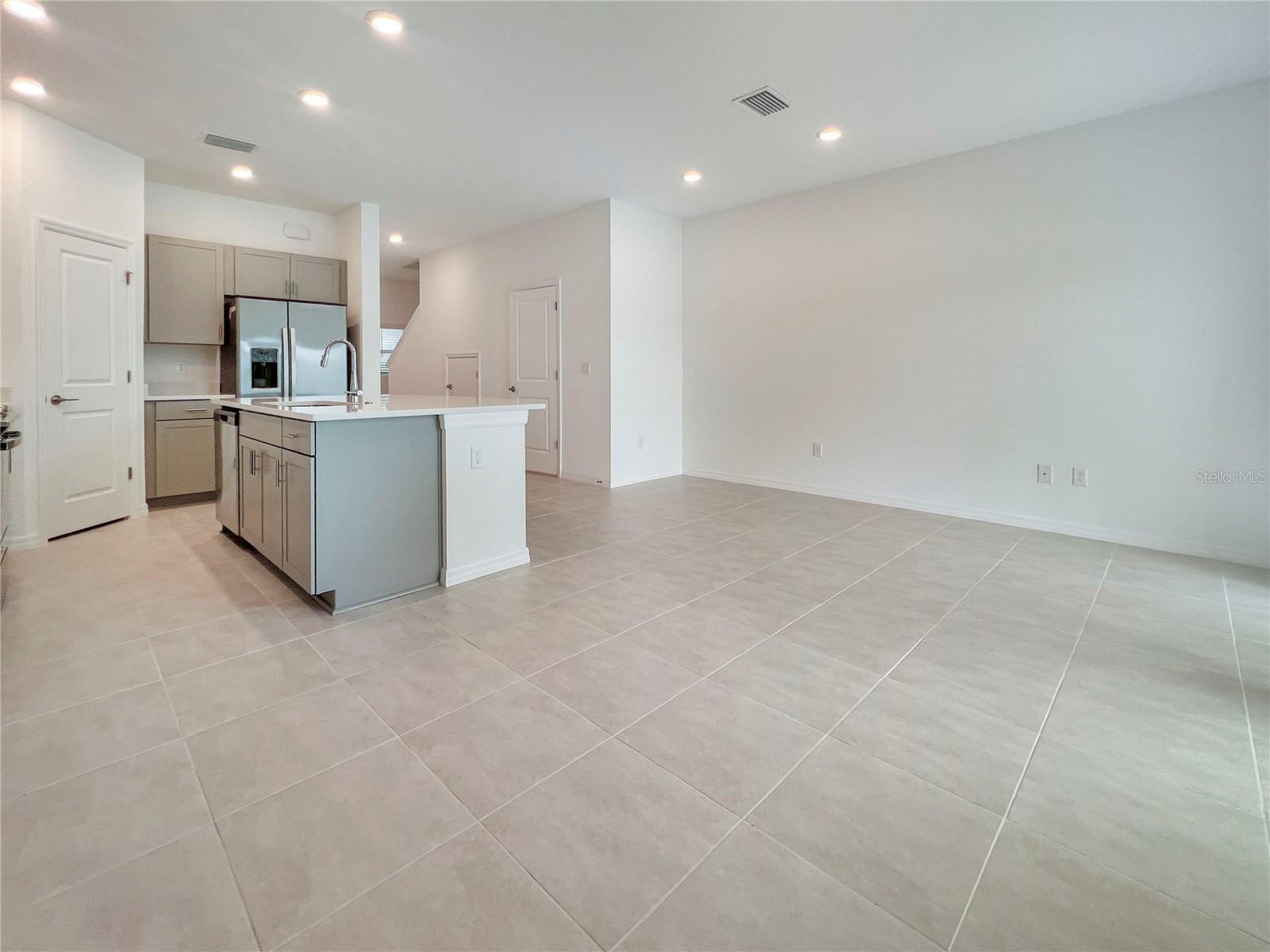 15096 Ginetti St Property Photo 7
