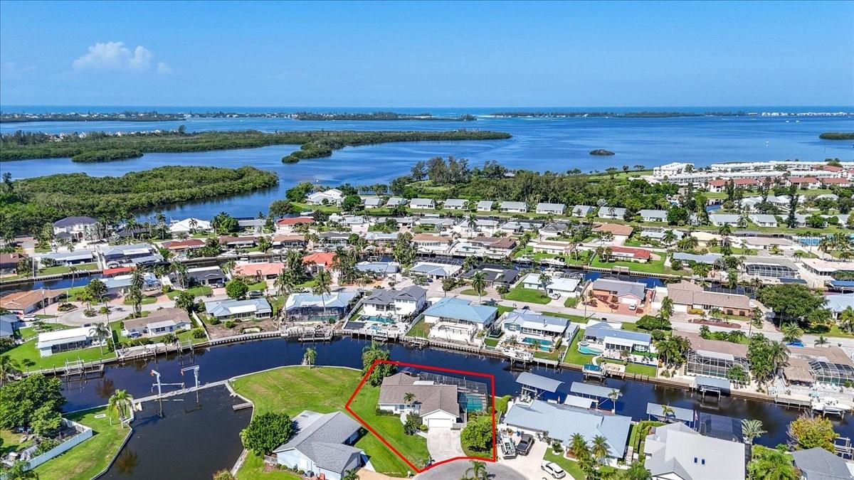 5016 Mangrove Point Rd Property Photo 43
