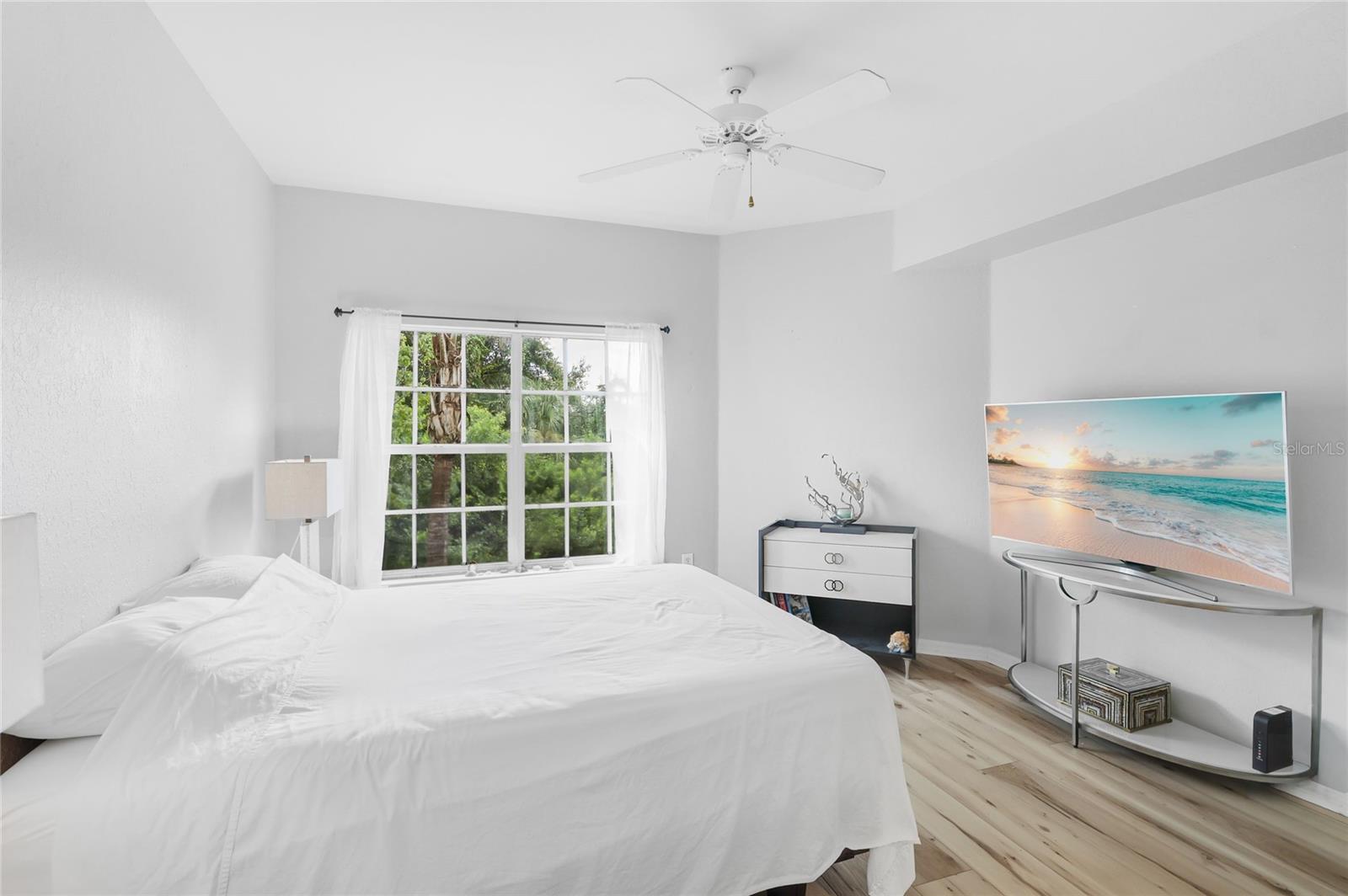 5134 Northridge Rd #208 Property Photo 14
