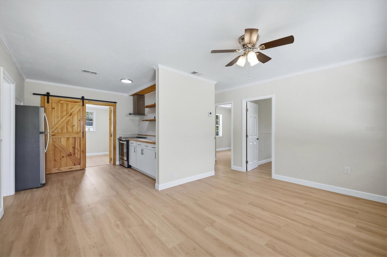 228 Stanford Rd Property Photo 10