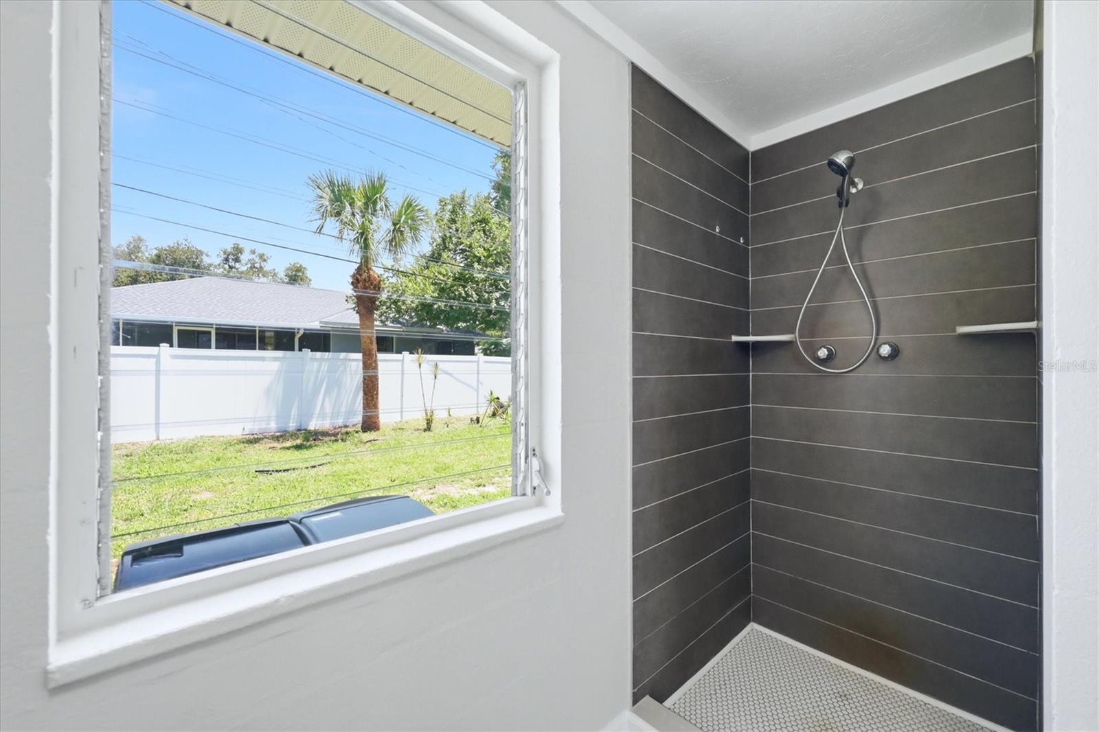228 Stanford Rd Property Photo 24