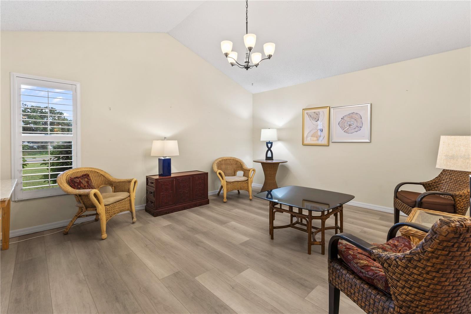 4096 Center Pointe Pl #20b Property Photo 4