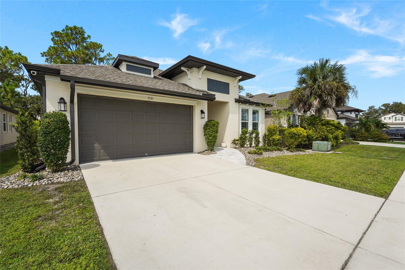3541 Secluded Ct Property Photo 18