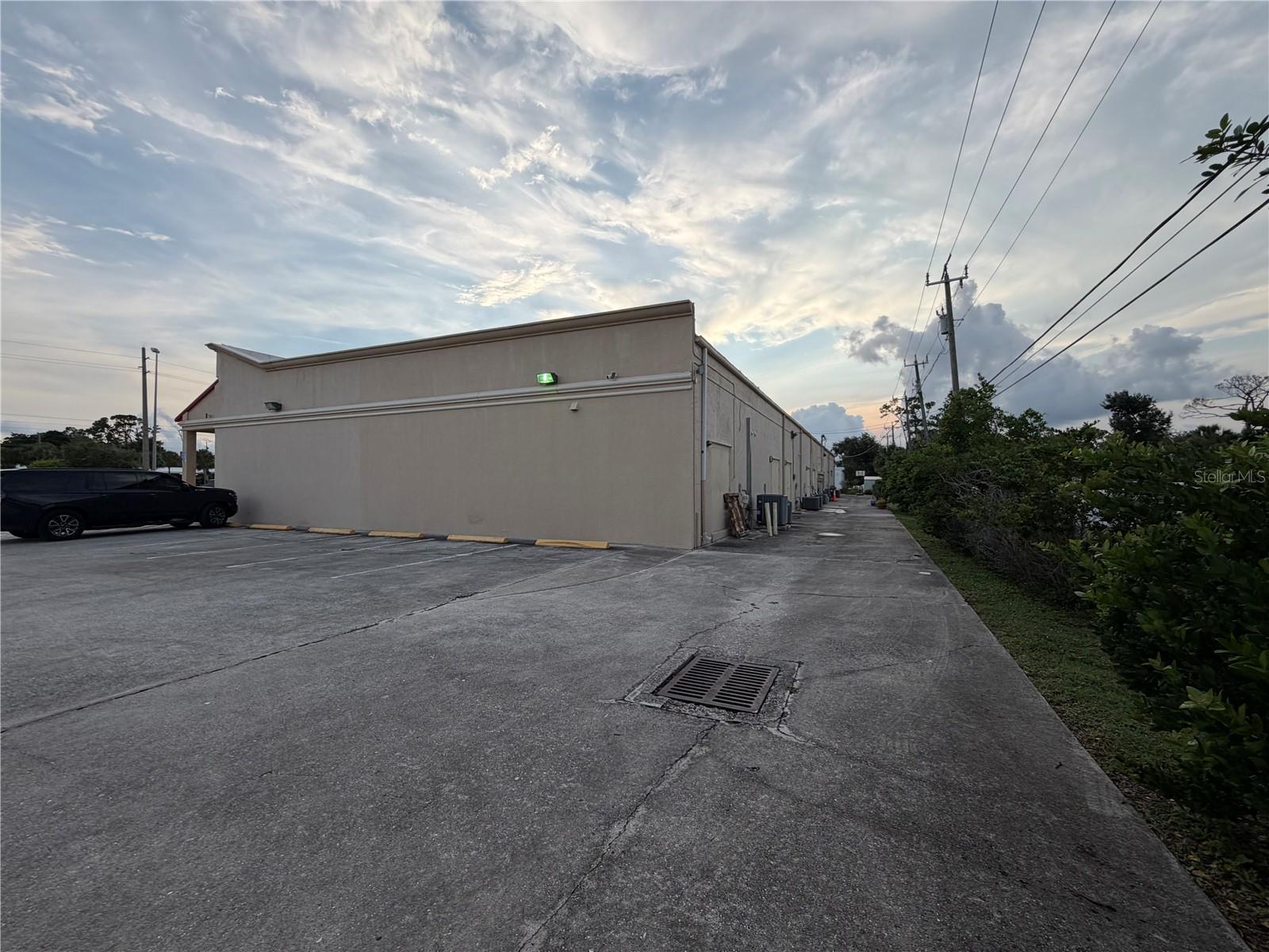 2826 Tamiami Trl #6&7 Property Photo 26