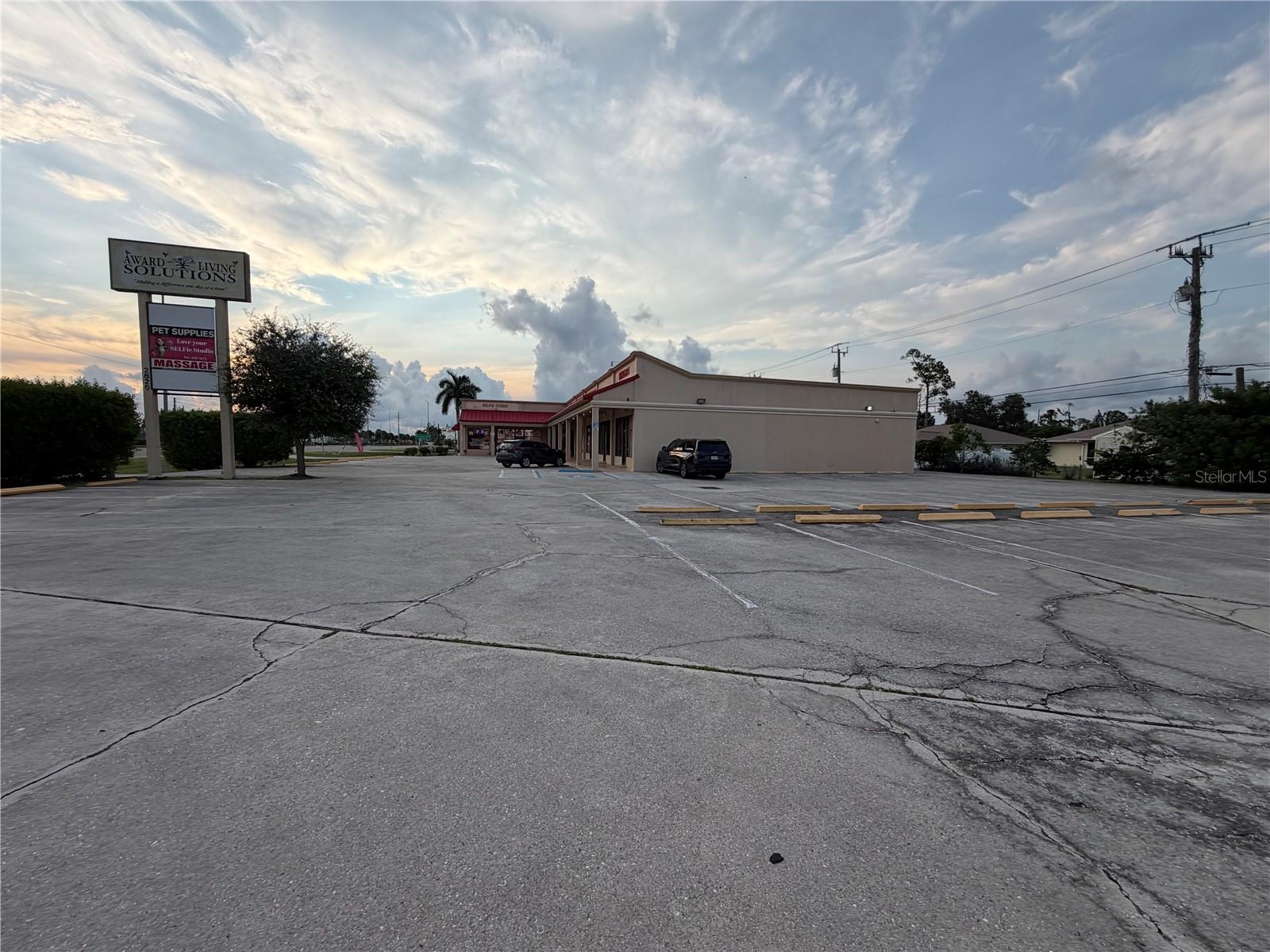 2826 Tamiami Trl #6&7 Property Photo 28