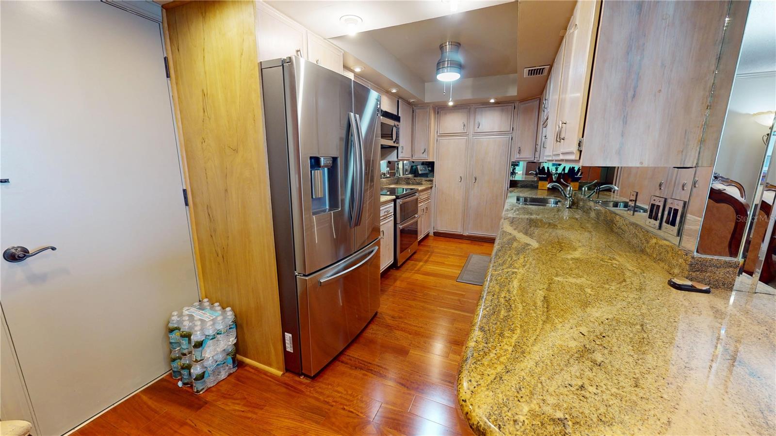 1750 Benjamin Franklin Dr #b Property Photo 10