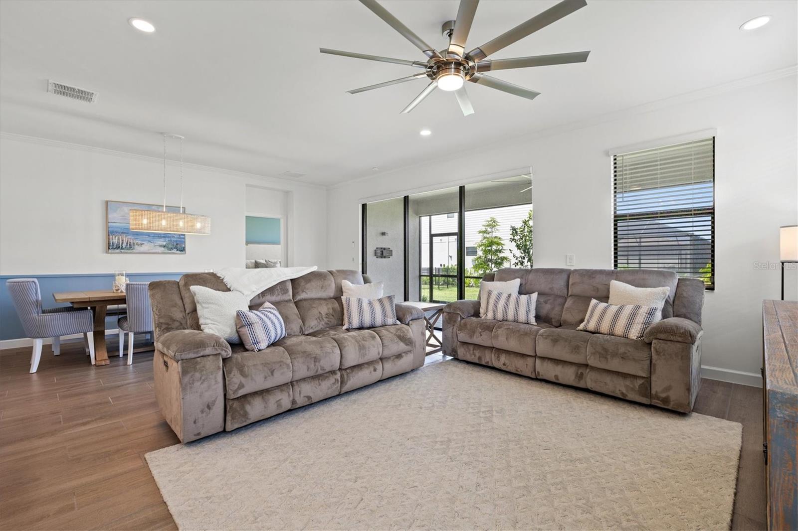 5144 Spotted Seal Ln Property Photo 15