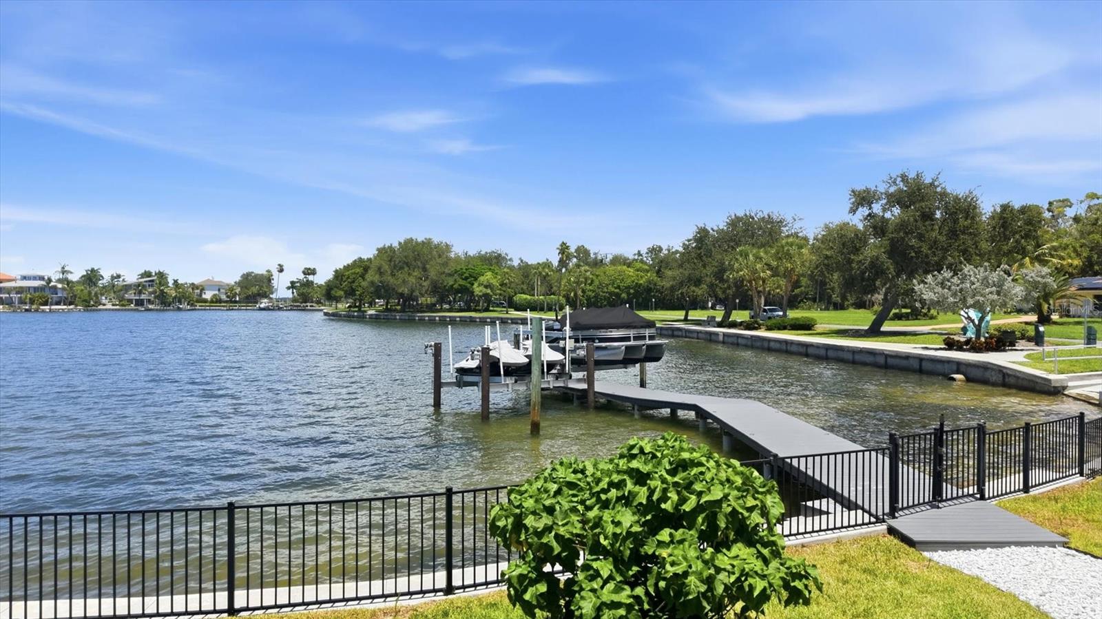 387 S Shore Dr Property Photo 69