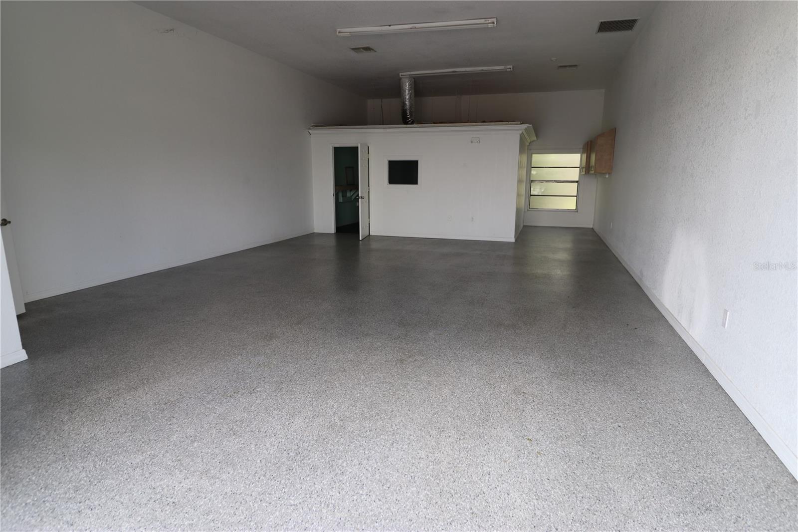 18350 Paulson Dr #d-2 Property Photo 3