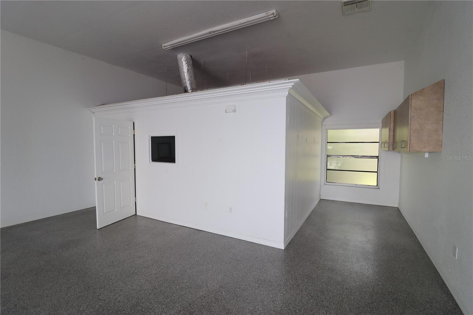 18350 Paulson Dr #d-2 Property Photo 6