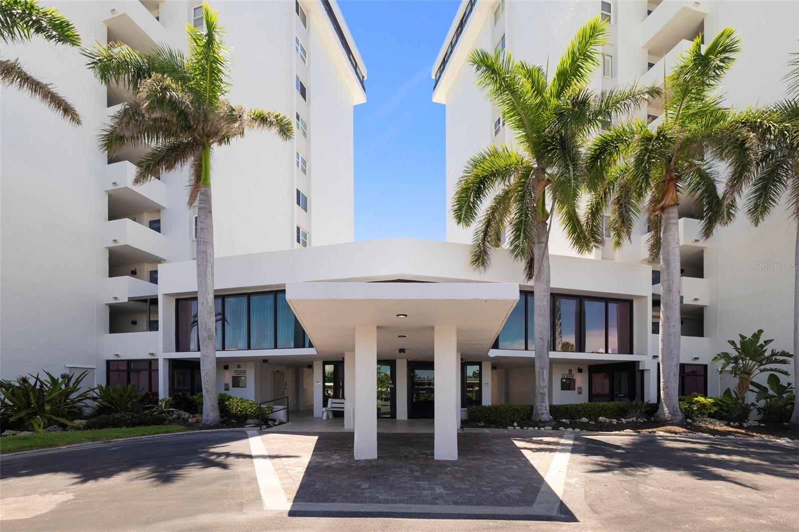 19 Whispering Sands Dr #201 Property Photo 1