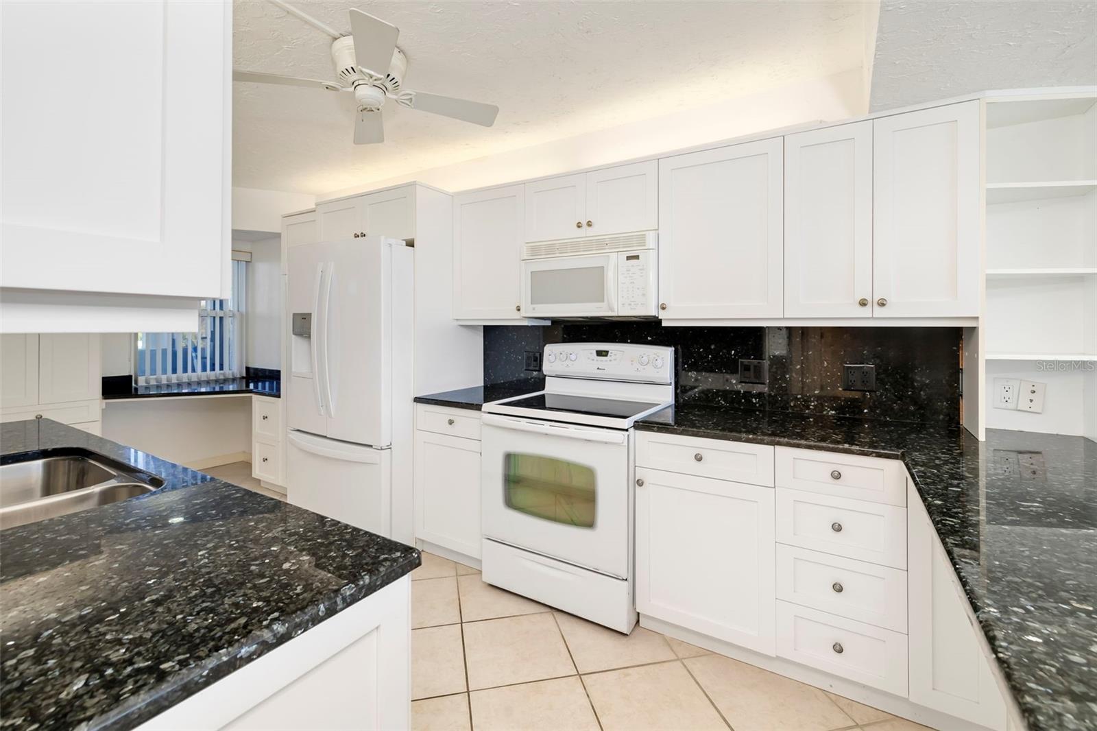 19 Whispering Sands Dr #201 Property Photo 6