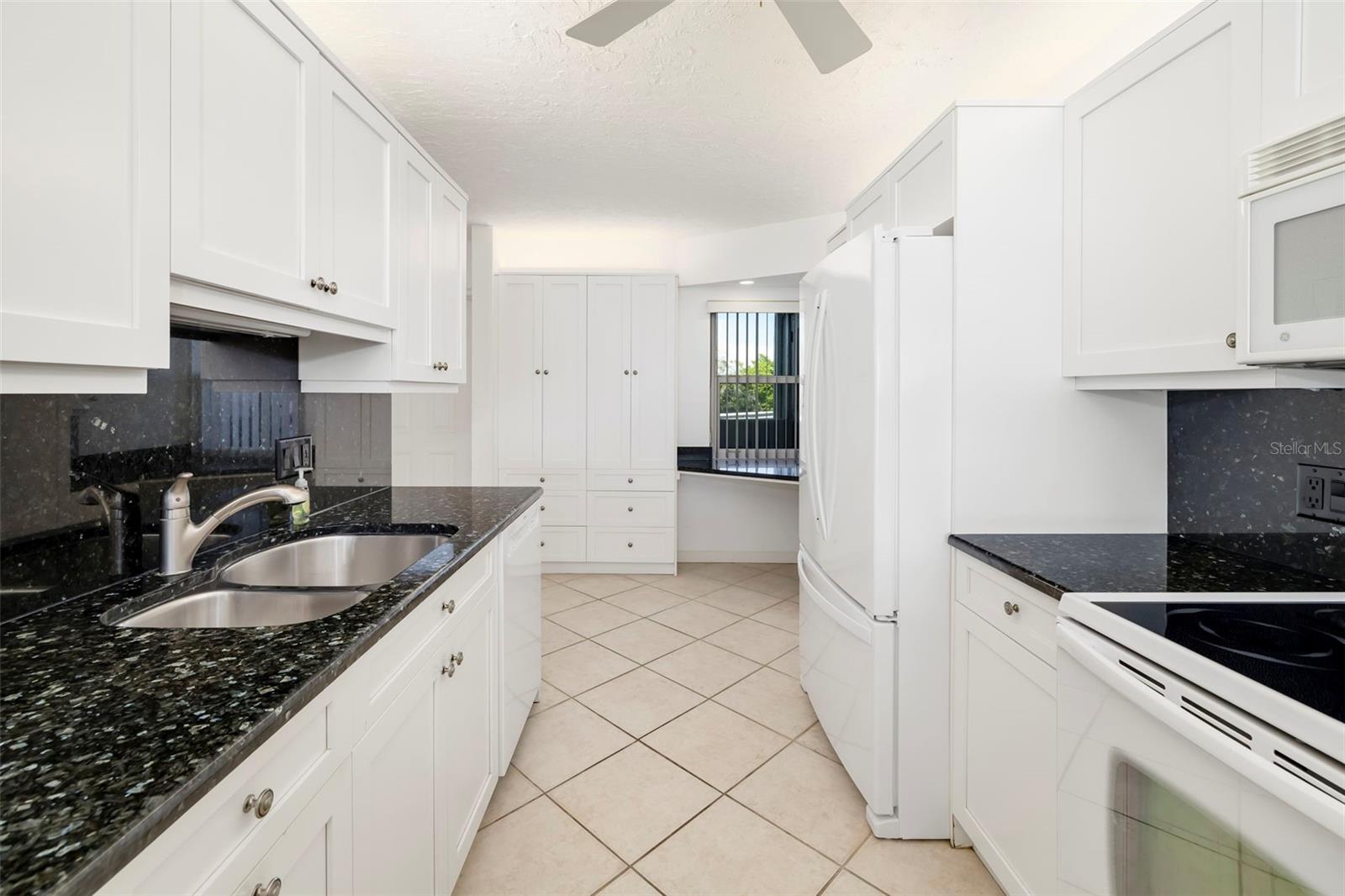 19 Whispering Sands Dr #201 Property Photo 7