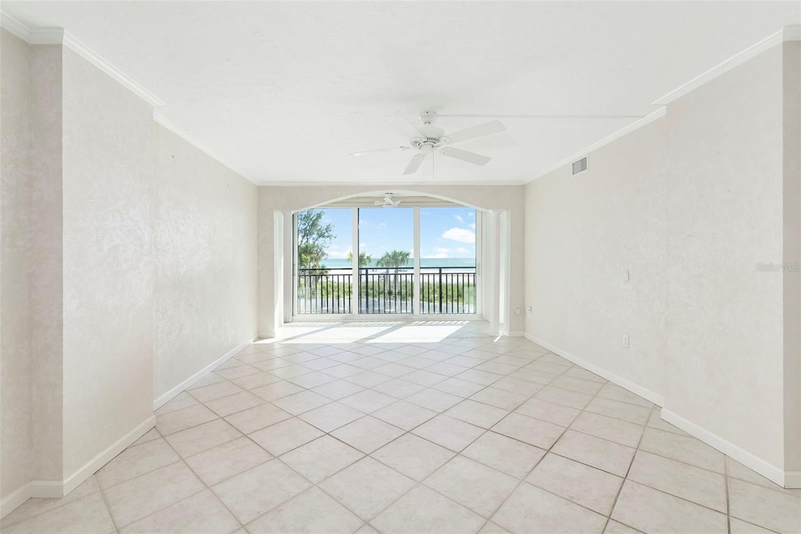 19 Whispering Sands Dr #201 Property Photo 14