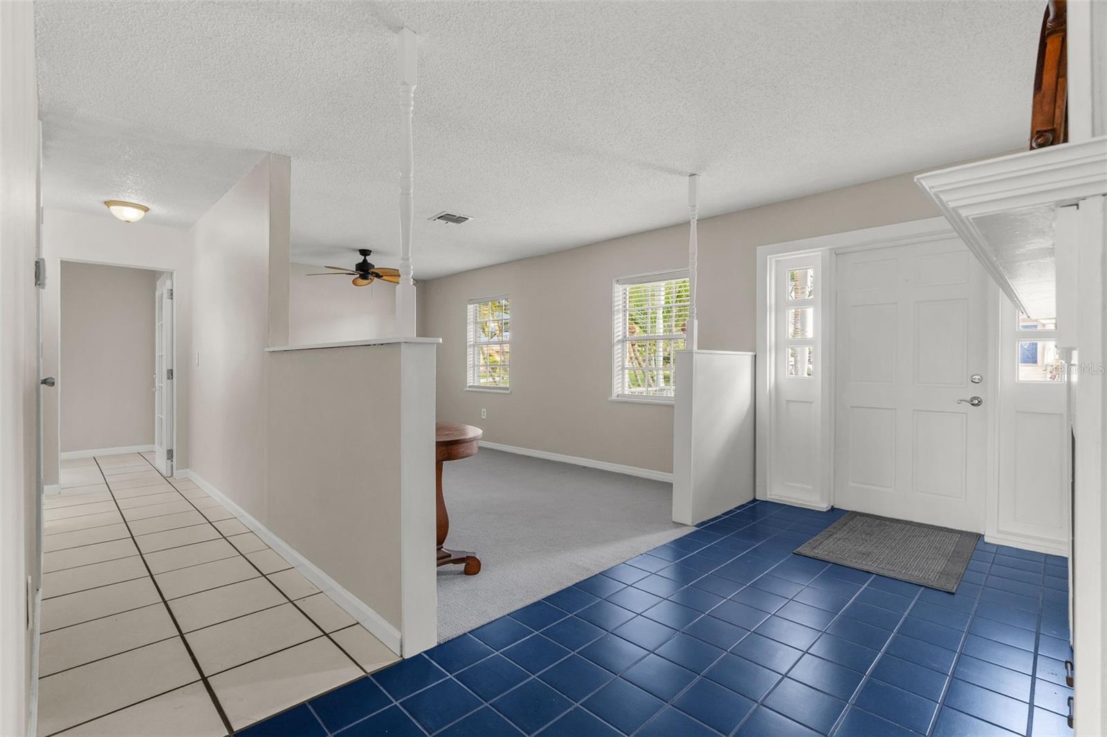 415 49th St W Property Photo 6