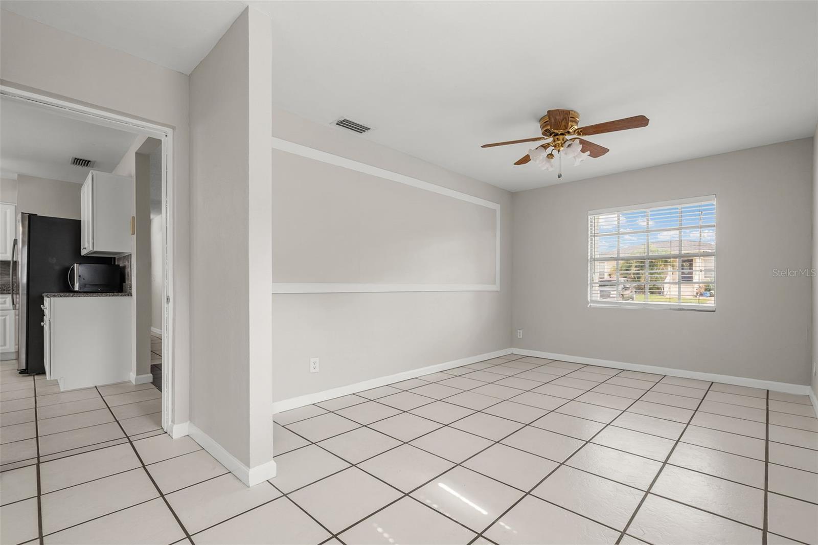 415 49th St W Property Photo 15