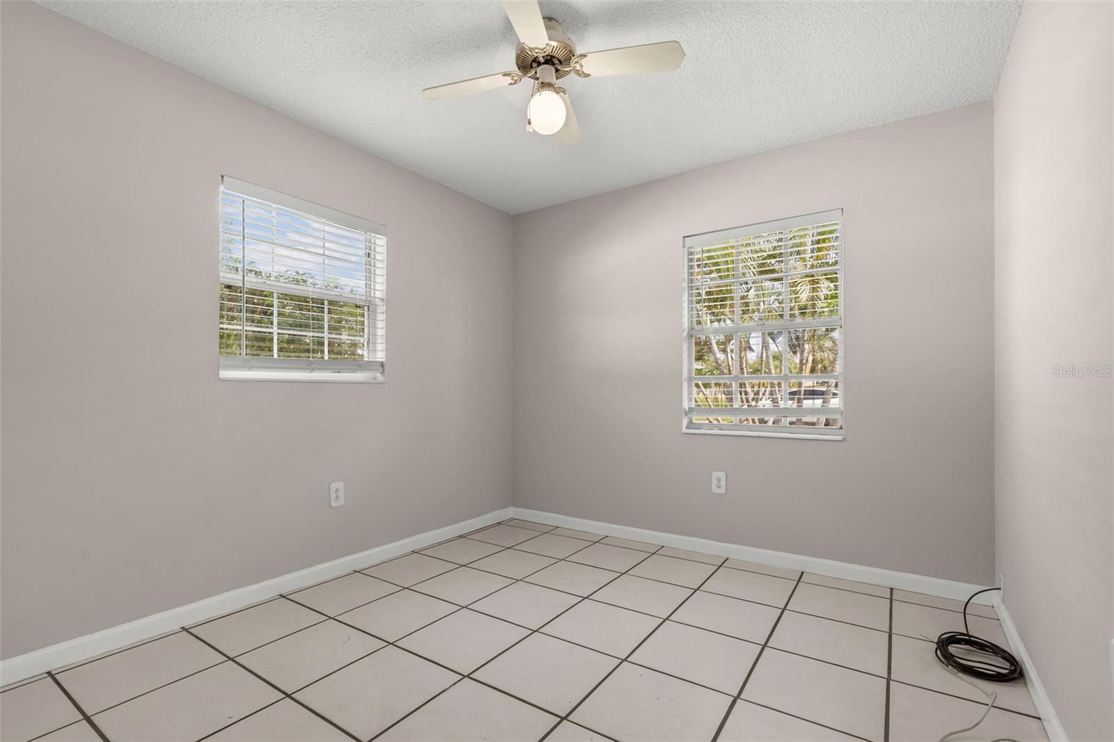 415 49th St W Property Photo 24