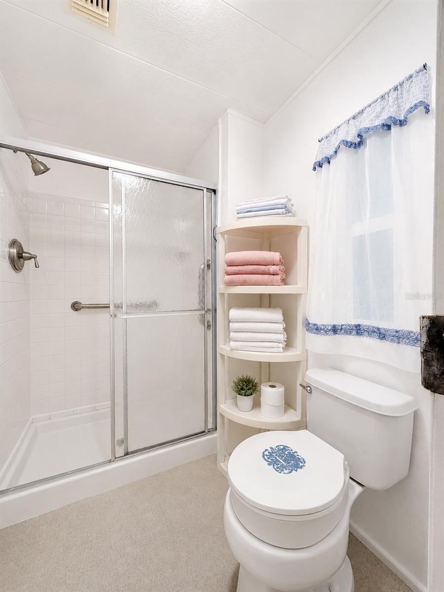 201 N Fiji Cir Property Photo 7