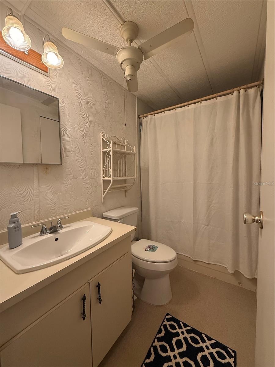 201 N Fiji Cir Property Photo 14