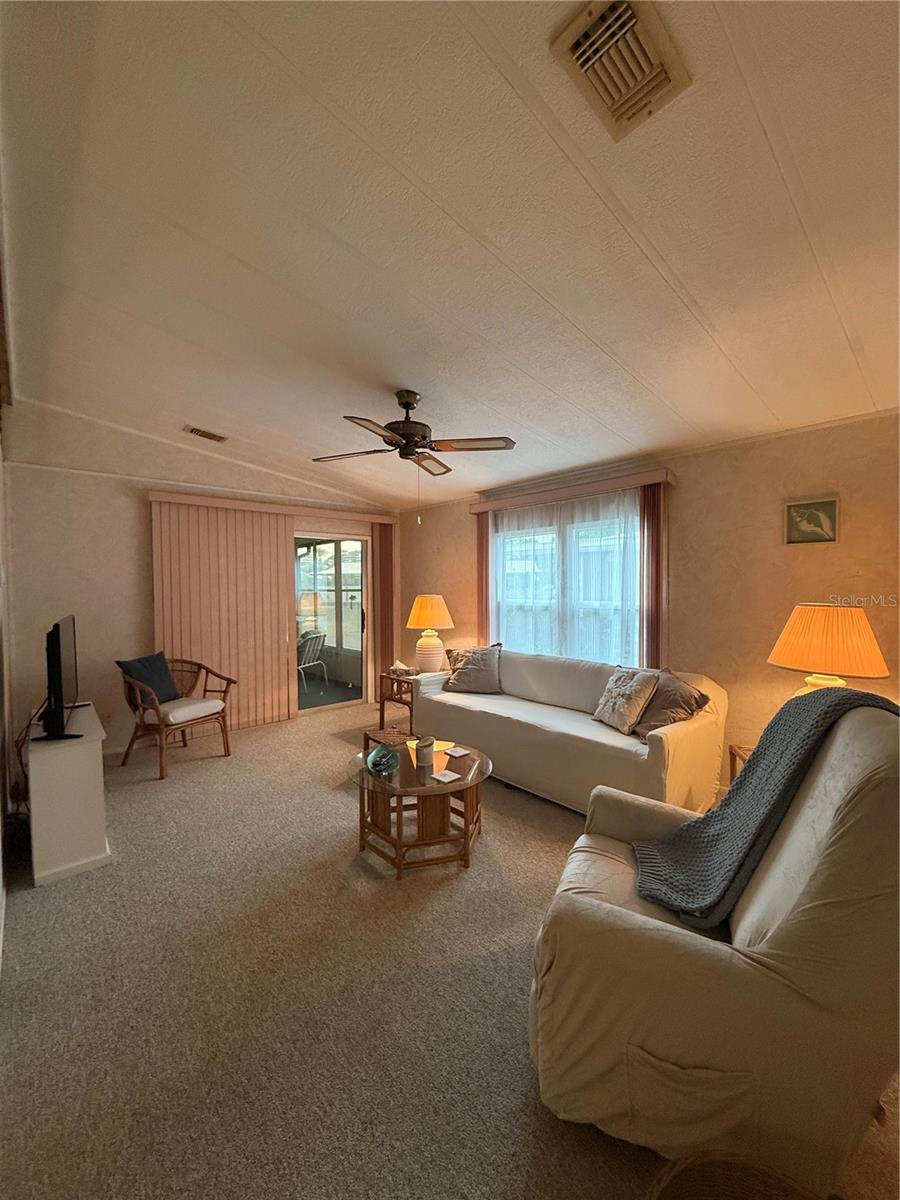 201 N Fiji Cir Property Photo 17