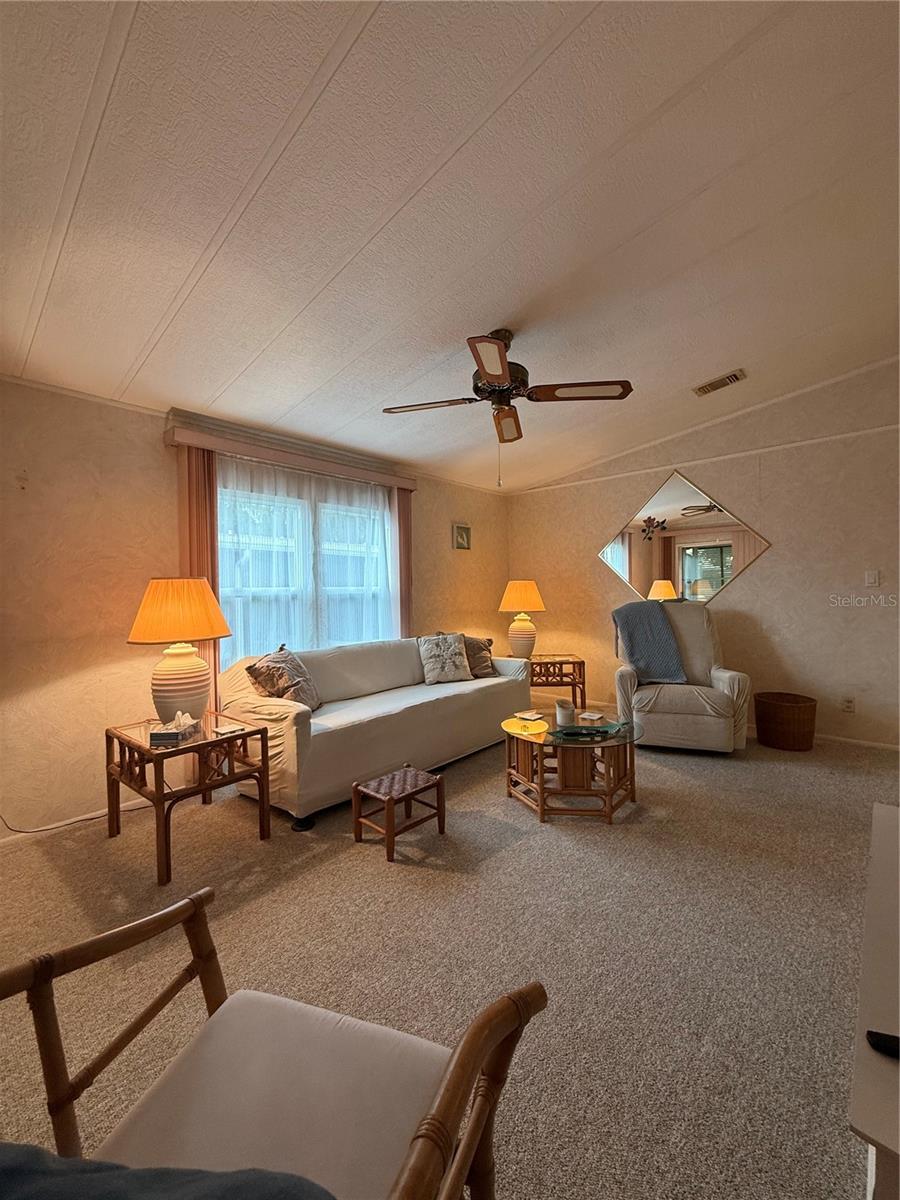 201 N Fiji Cir Property Photo 18