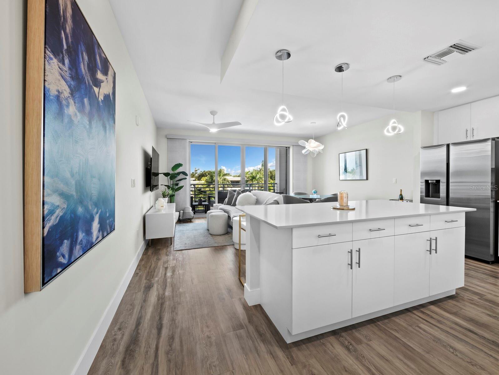 1709 N Tamiami Trl #418 Property Photo 4