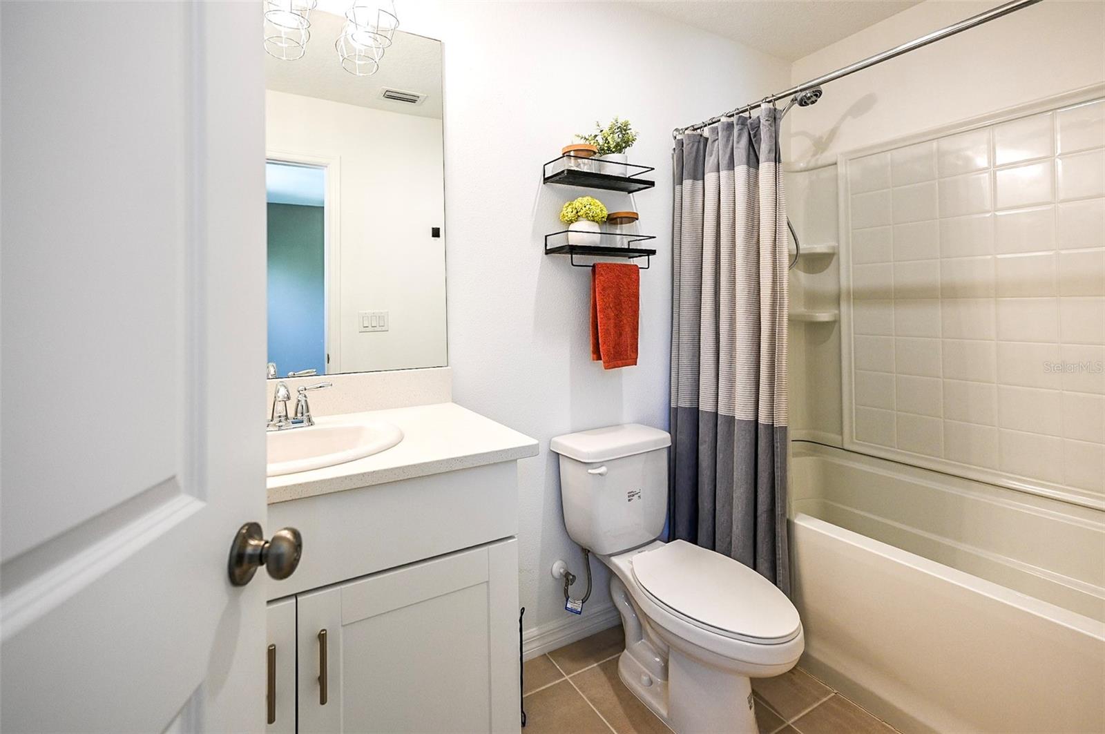 6130 Fairmont Ln Property Photo 15