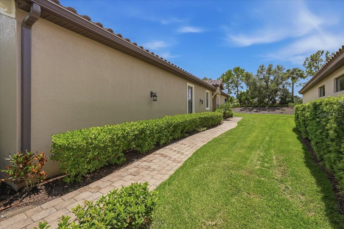 13214 Torresina Ter Property Photo 45
