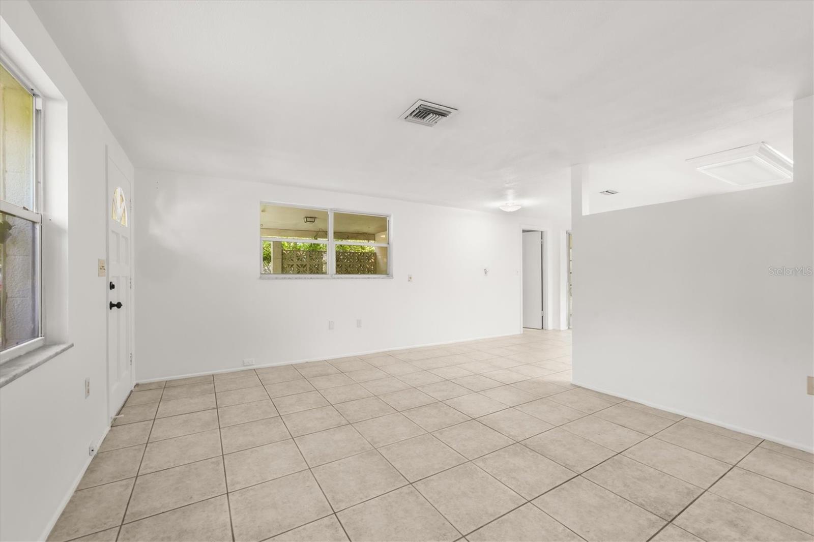 260 Shamrock Dr Property Photo 11