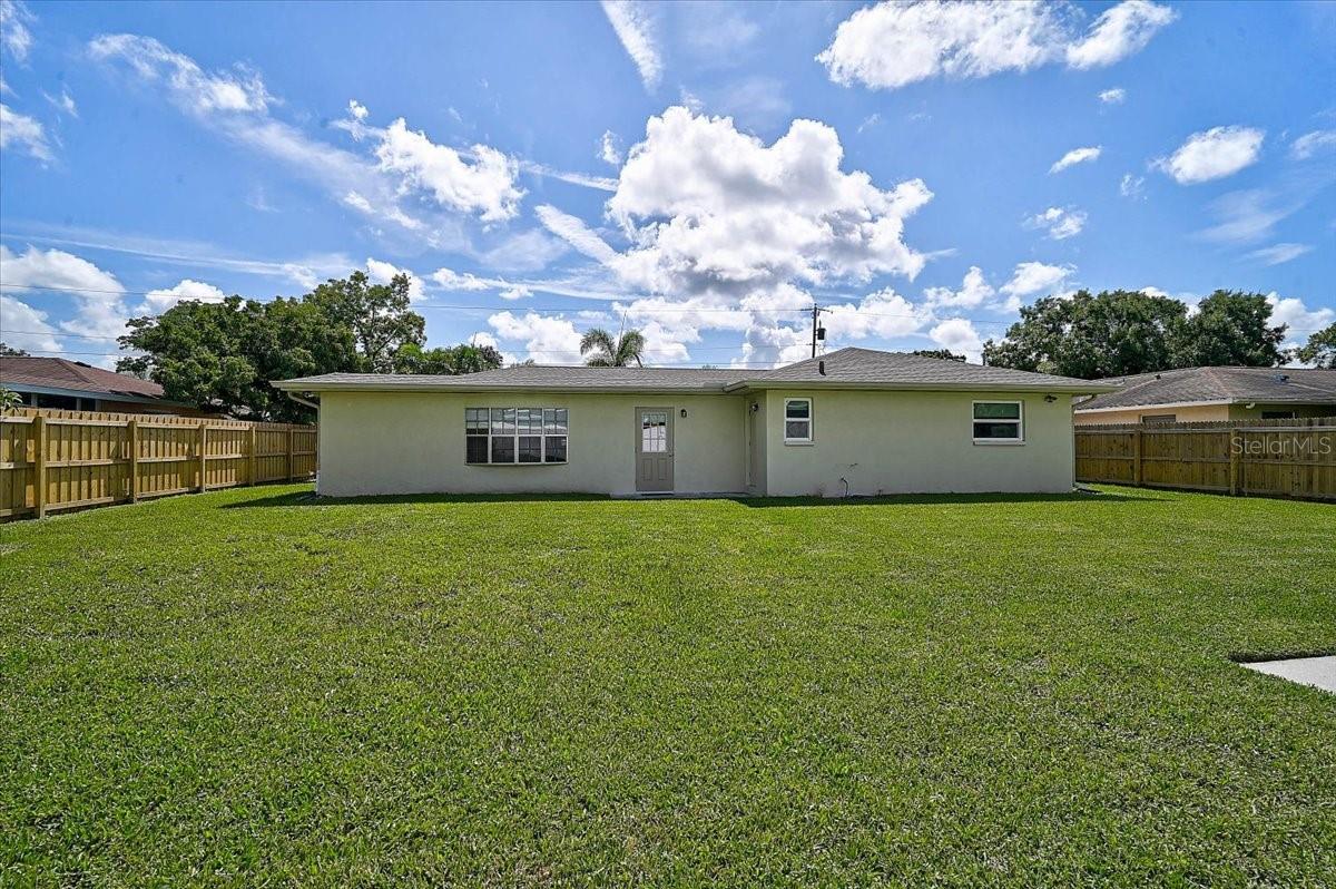 48 Dade Ave Property Photo 4