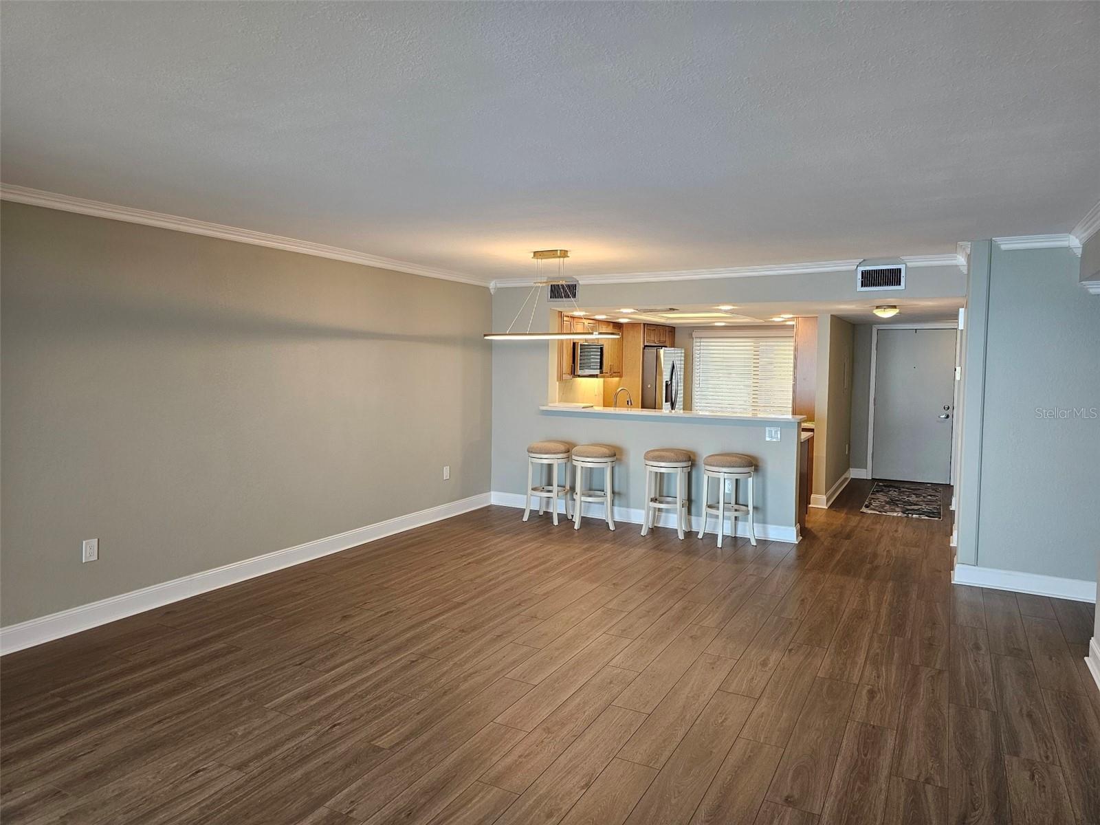 6440 Mourning Dove Dr #402 Property Photo 8