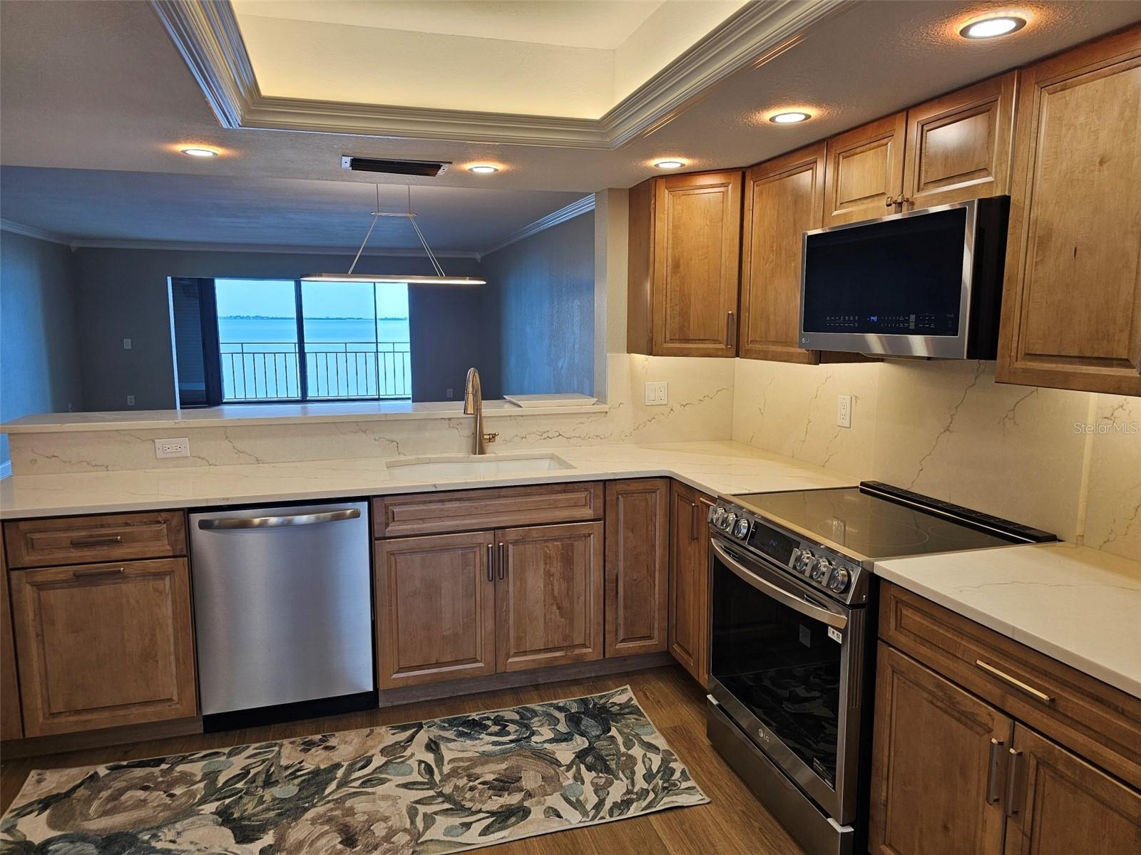 6440 Mourning Dove Dr #402 Property Photo 10